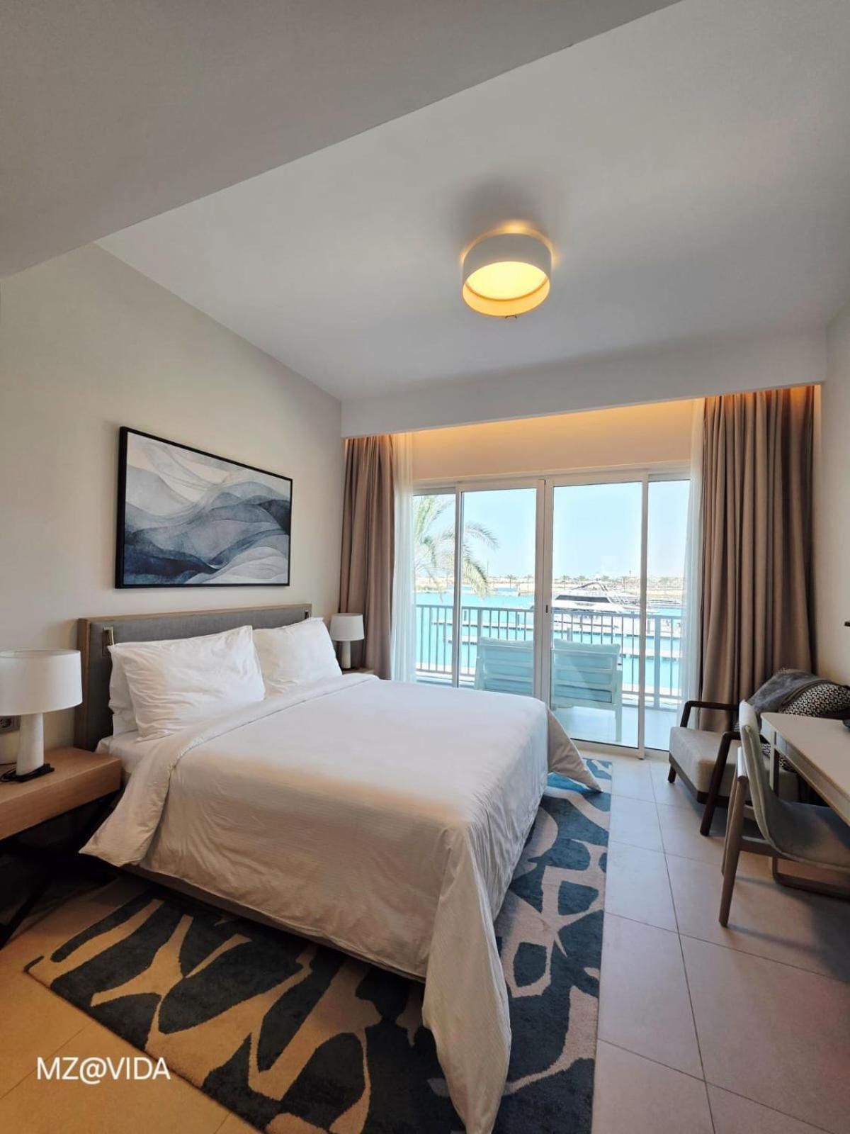 Two Bedroom Apartment with Marina View and Balcony