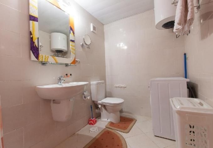 Standard Two-Bedroom Apartment with Golf Course View