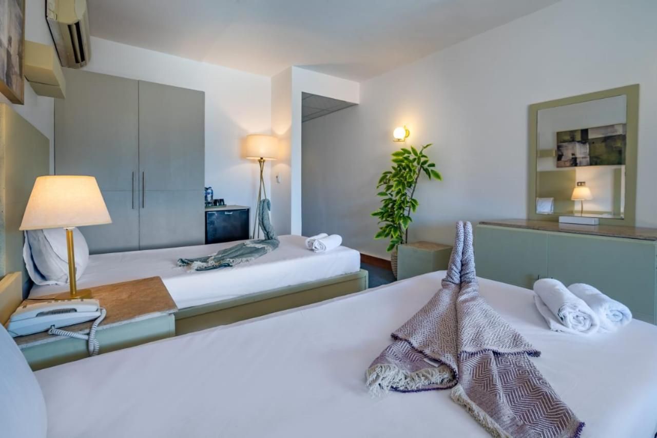 Comfort Triple Room