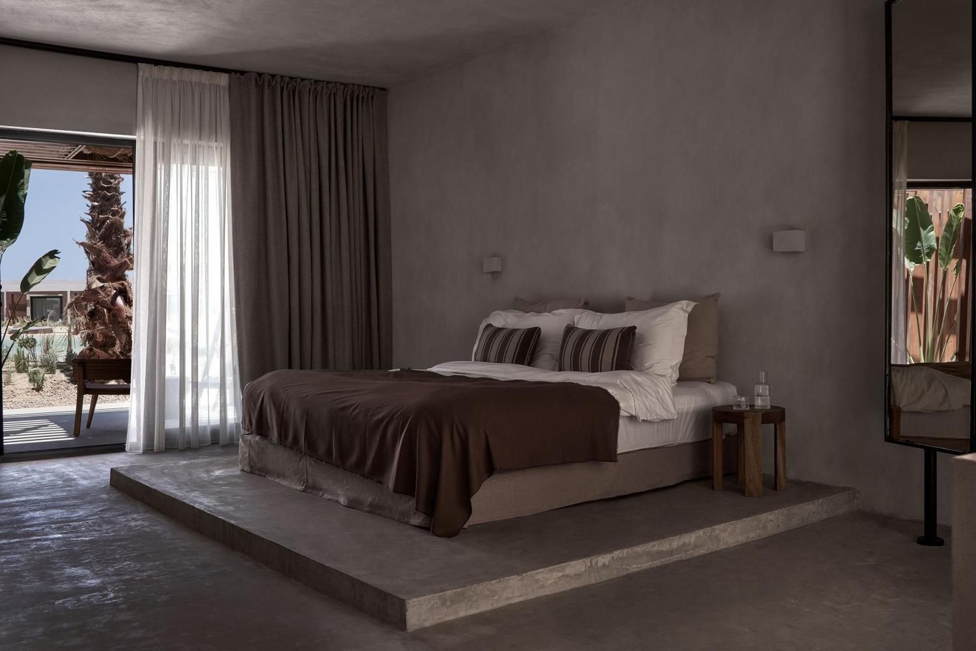 Junior Suite with Pool View