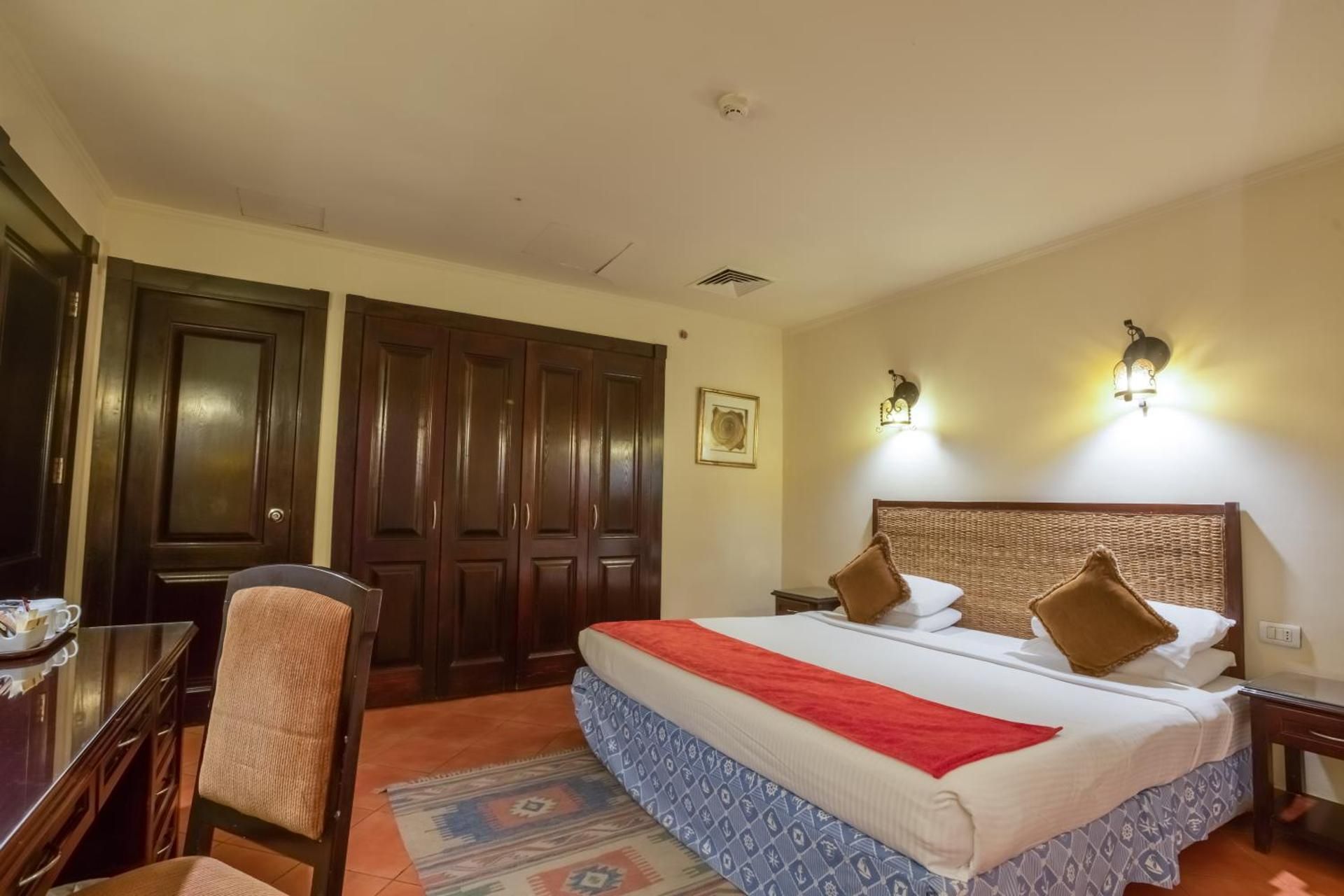 Double or Twin Room with Lagoon View