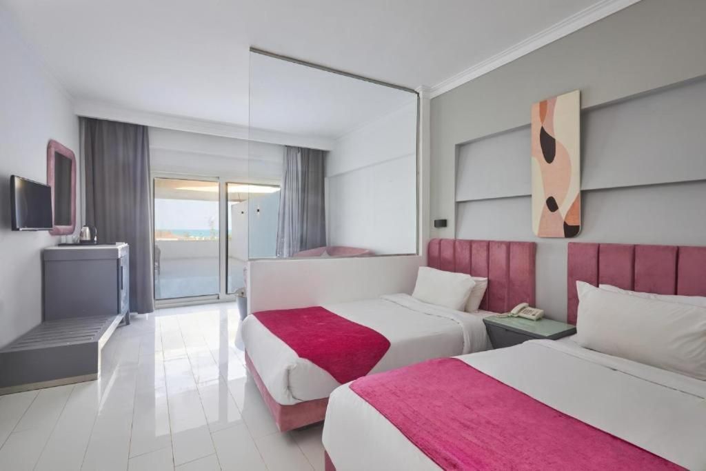 Twin Room with Lake View