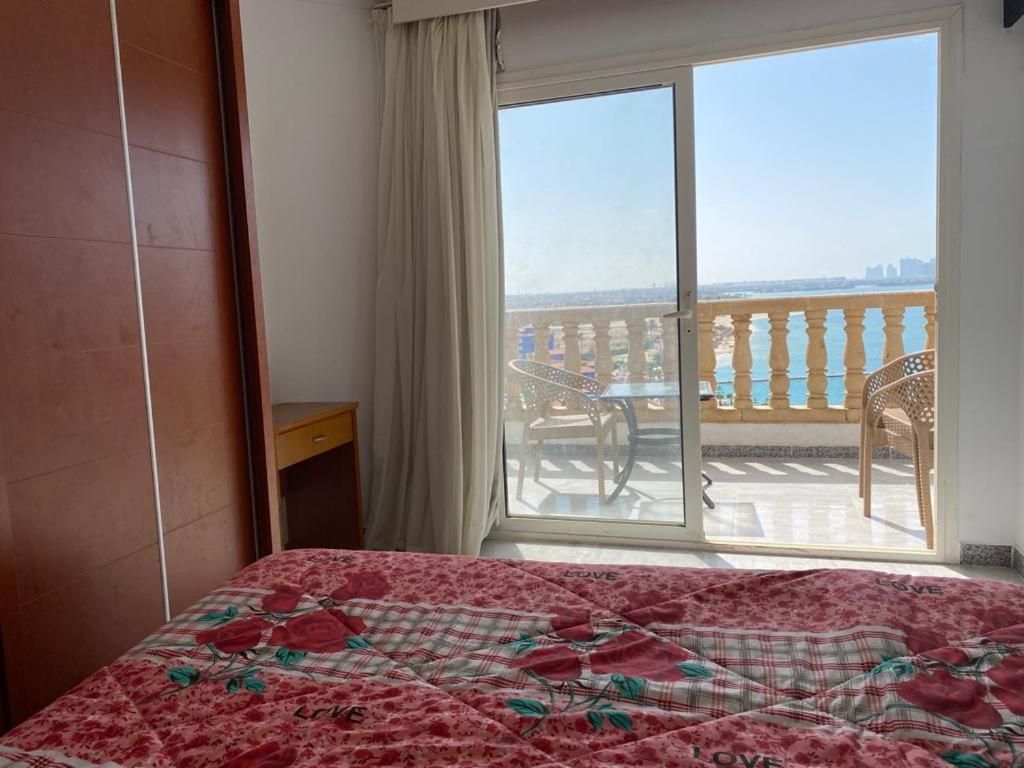 Apartment with Sea View