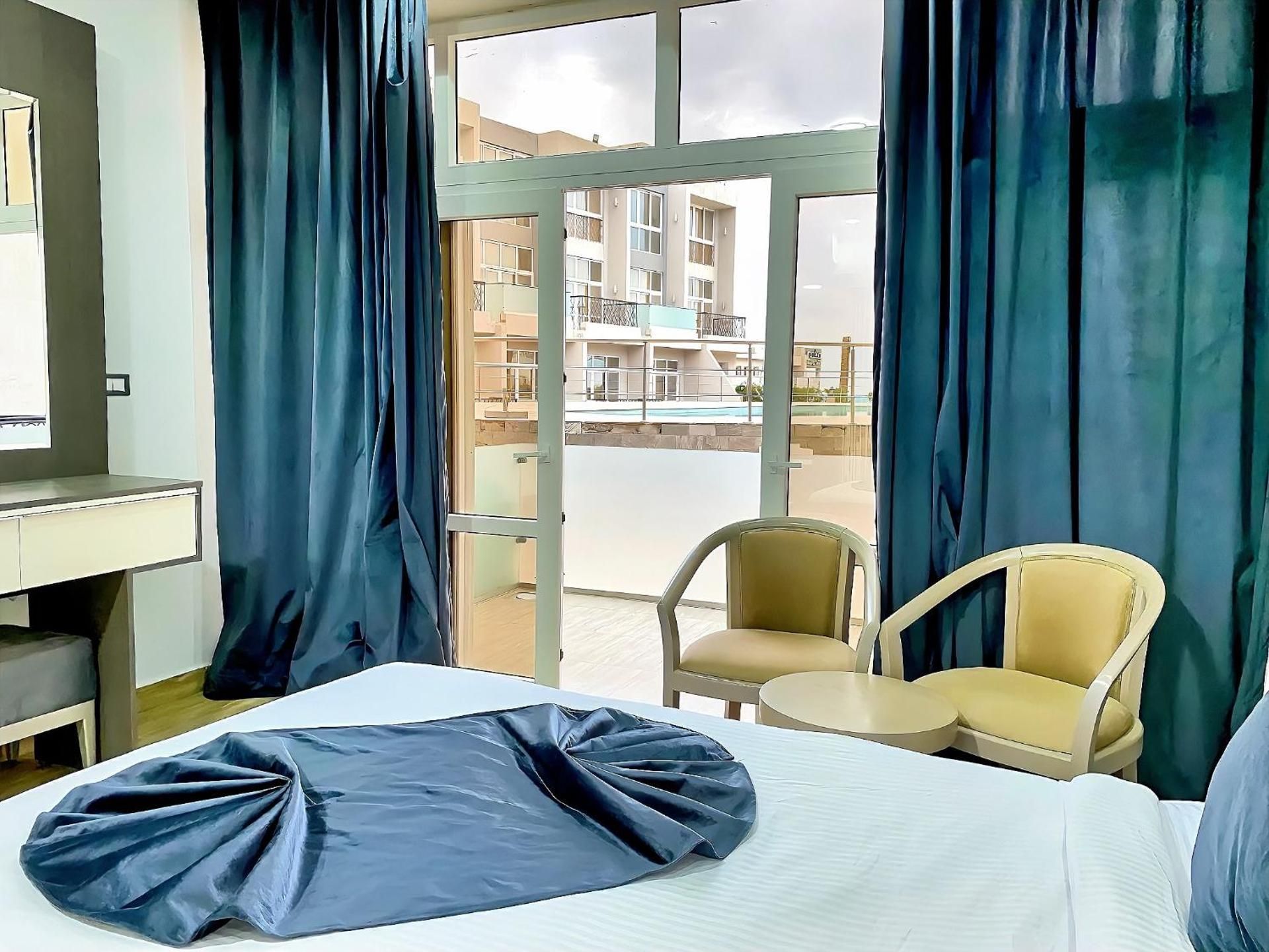Double Room with Pool View