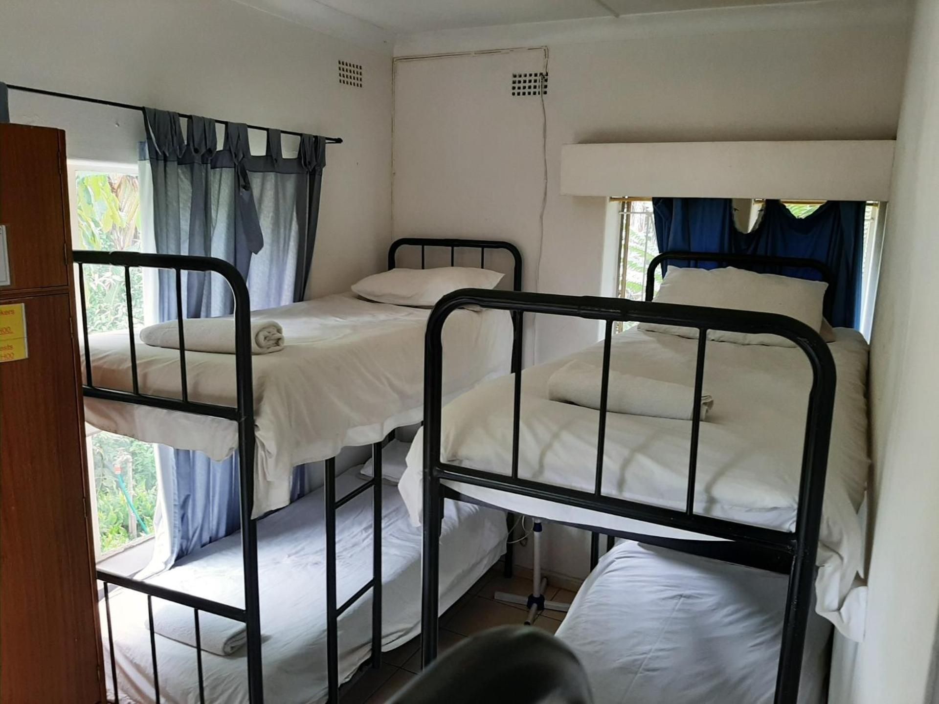 6-Bed Mixed Dormitory Room