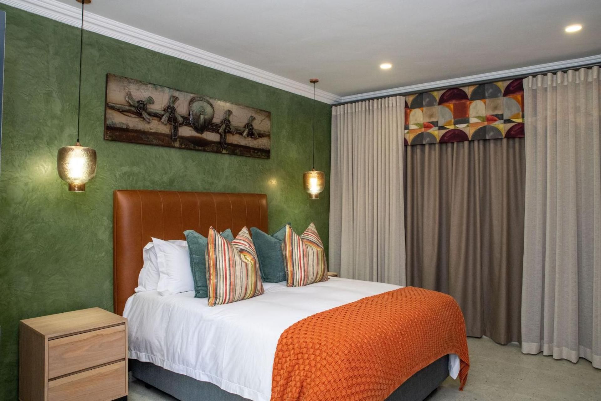 Classic Queen Room