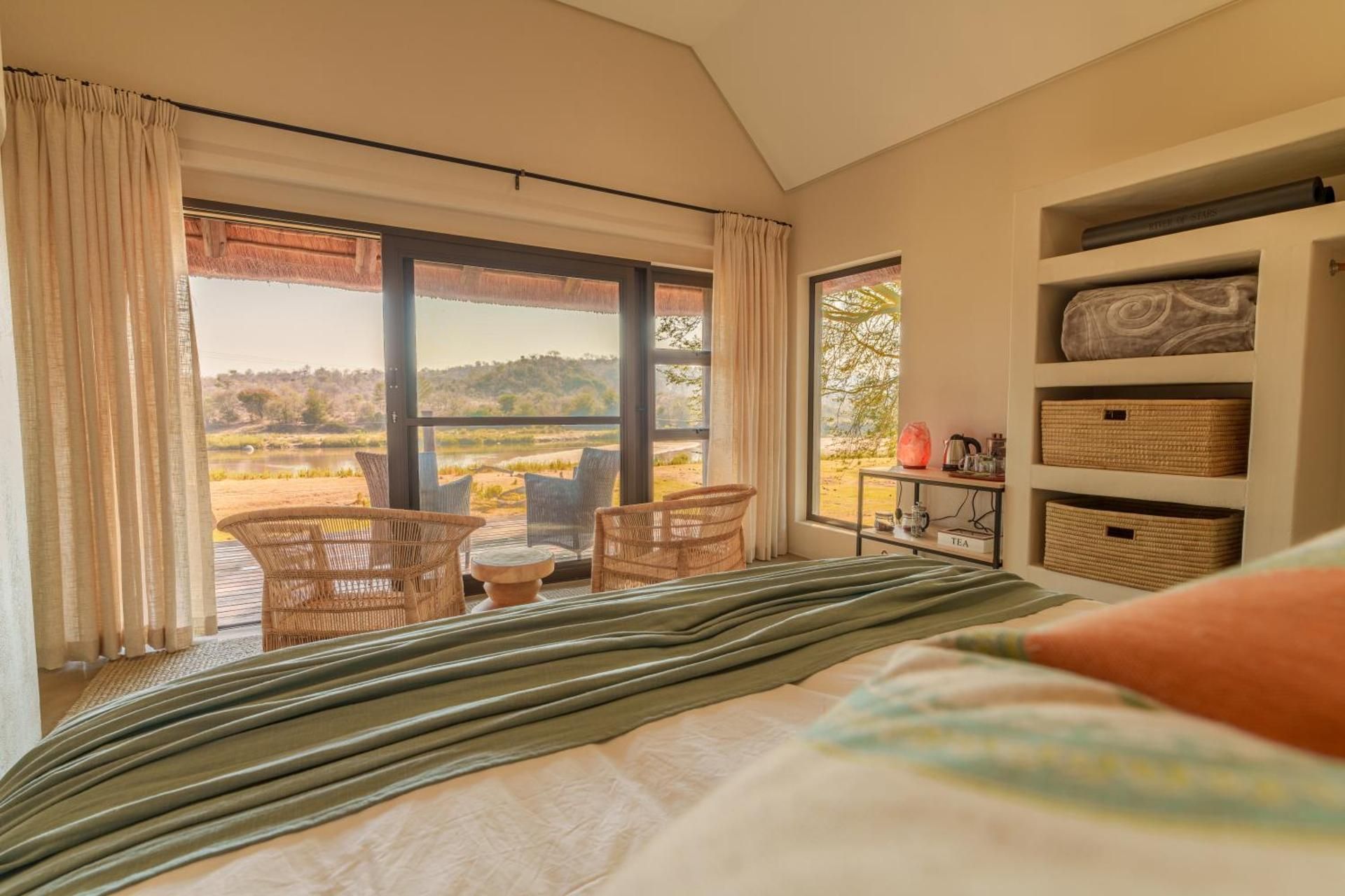 Superior Double or Twin Room with Terrace