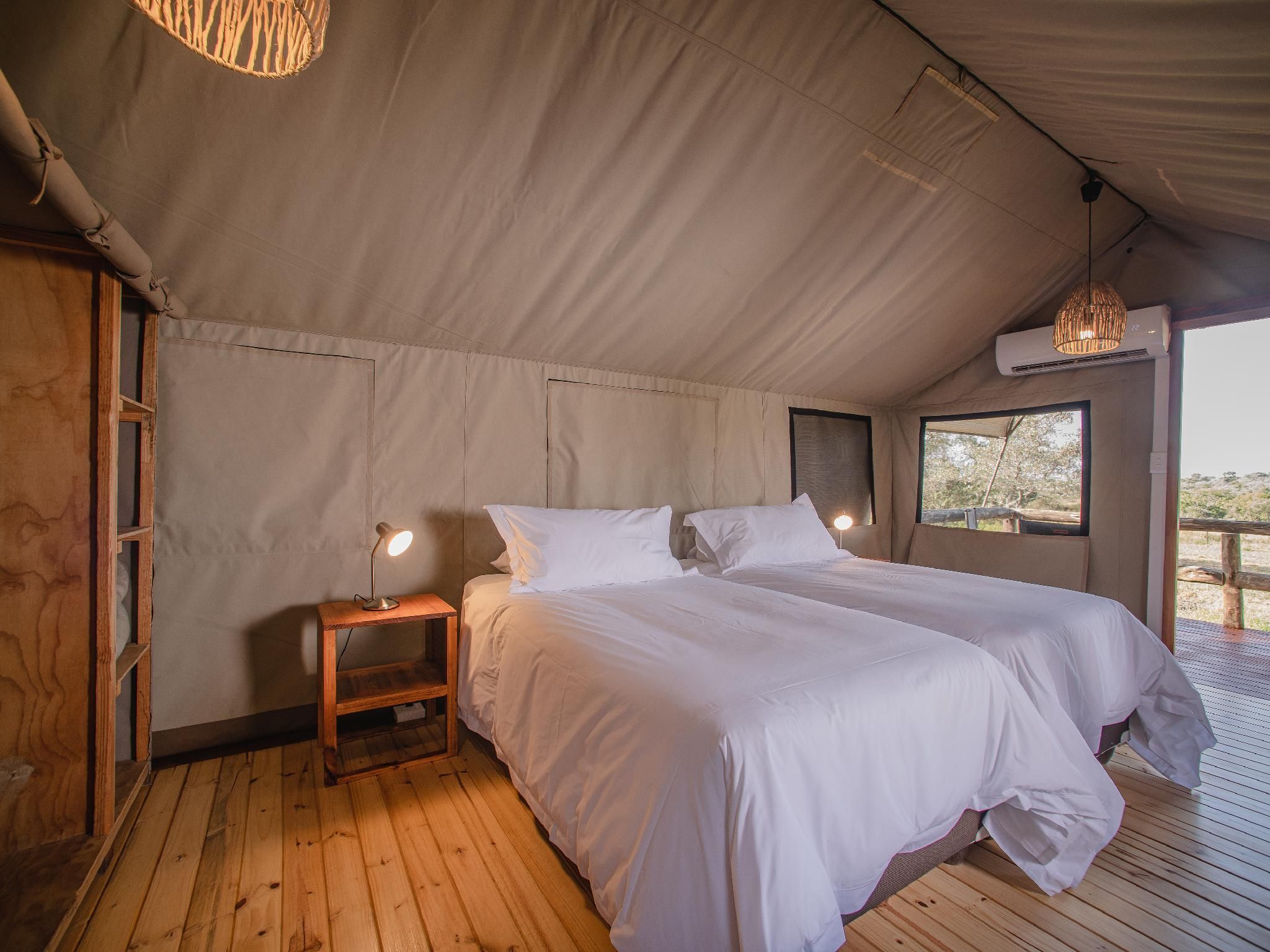 Standard Safari Canvas Chalet DBB