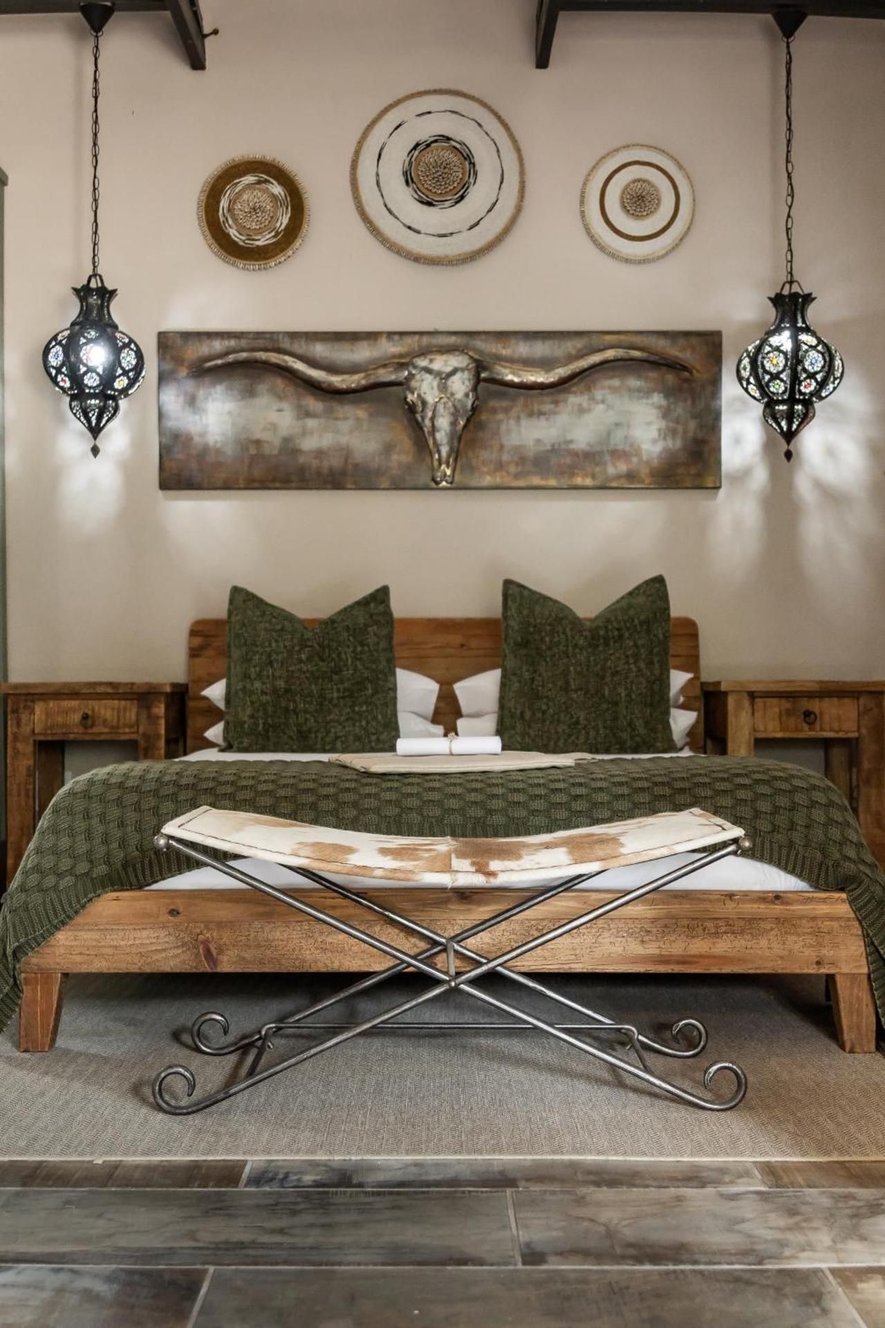 Deluxe Queen Suite