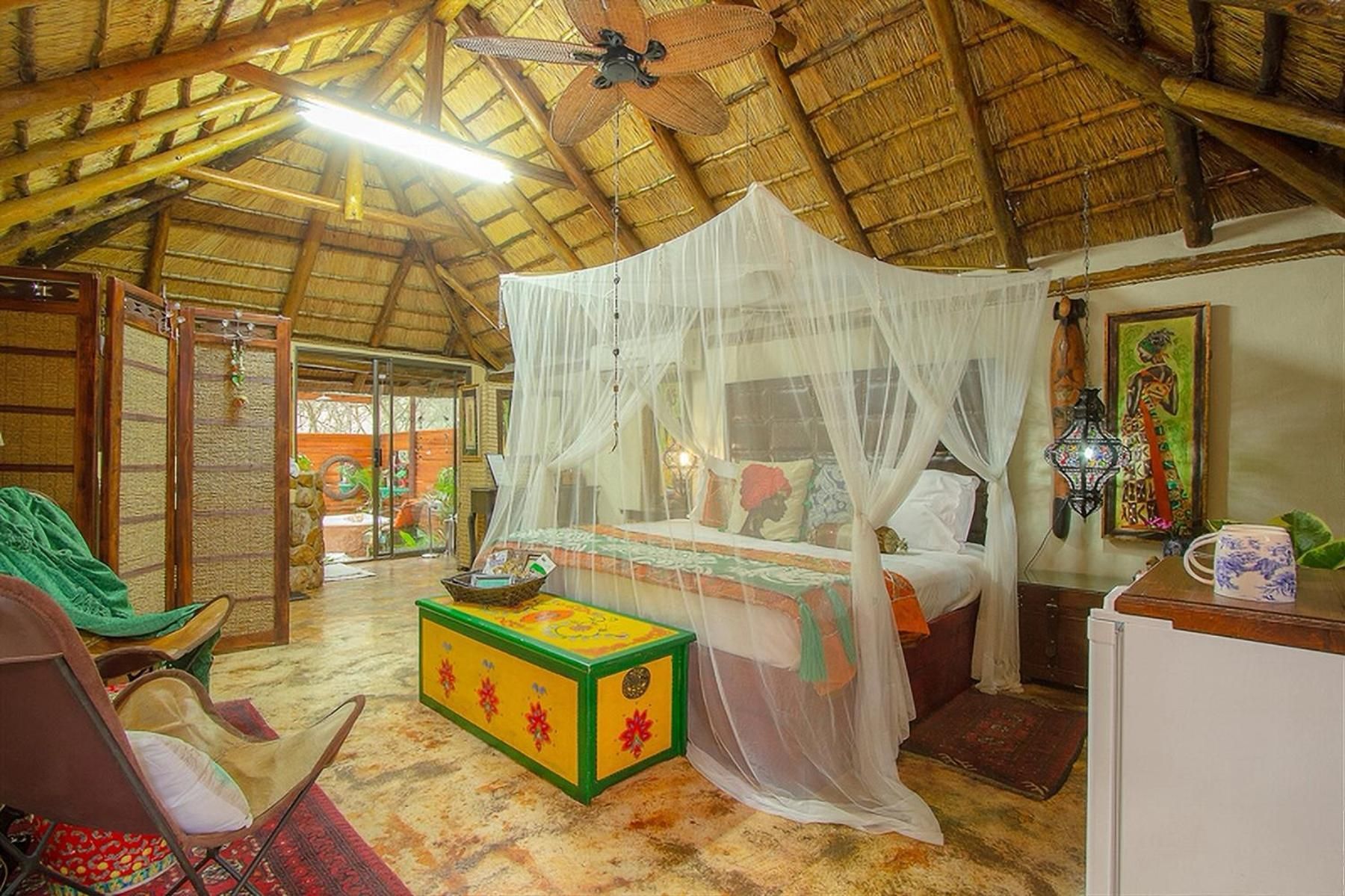 Twin Room with Private Bathroom