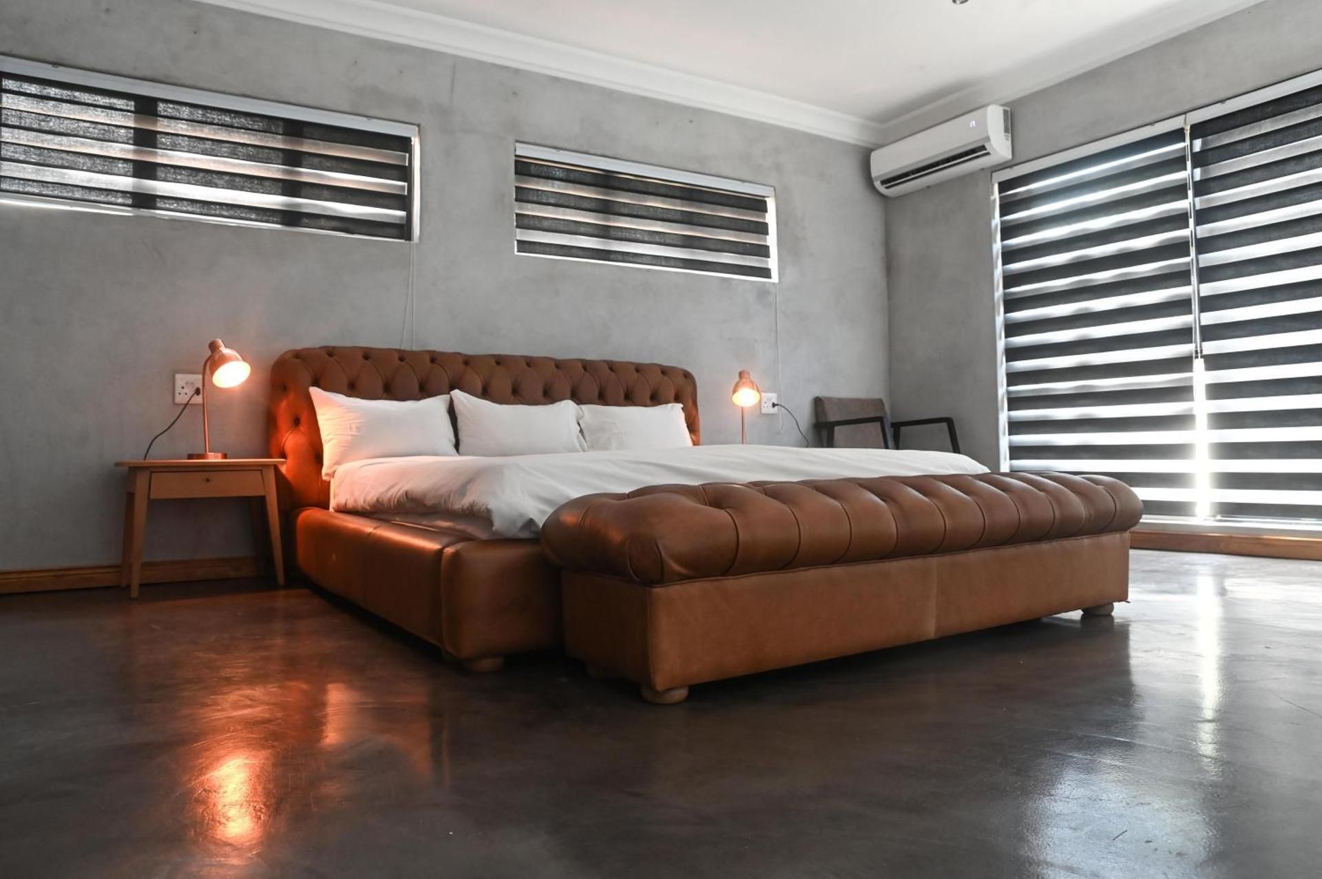 Deluxe King Suite