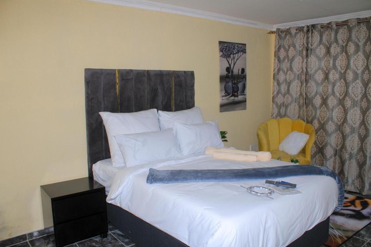 Standard Suite