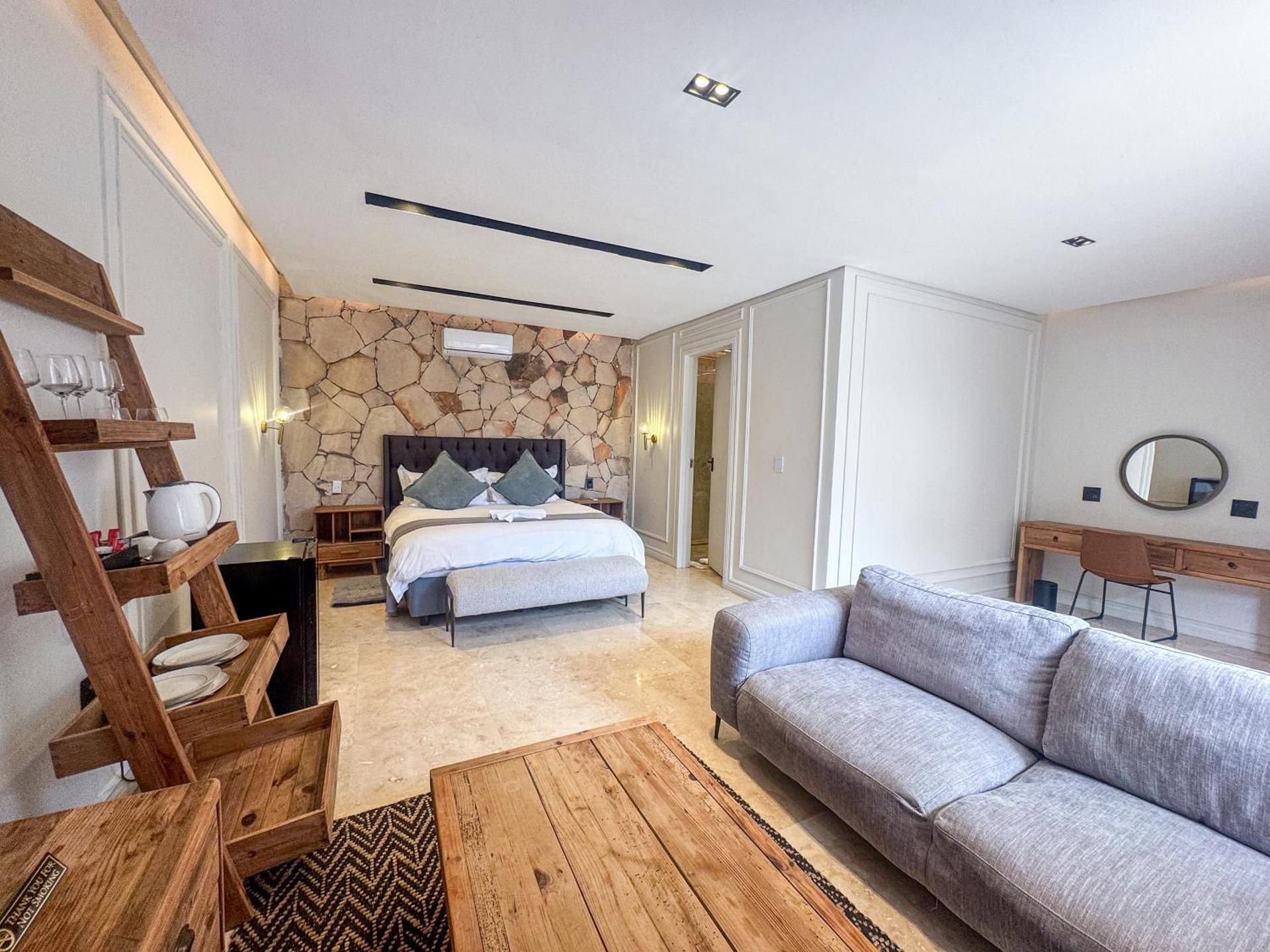 Luxury Suite