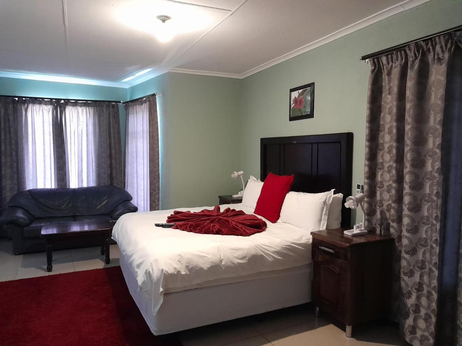 Deluxe Suite