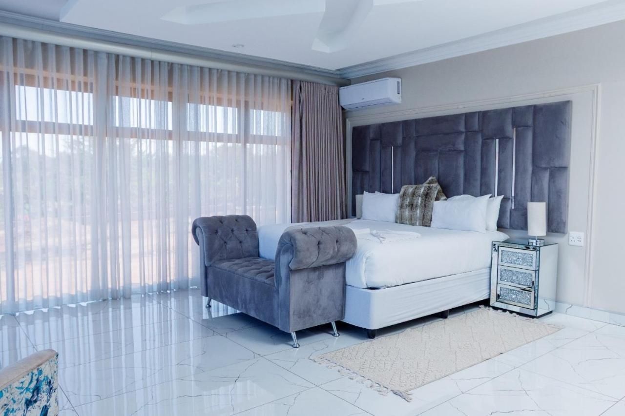 One-Bedroom Villa