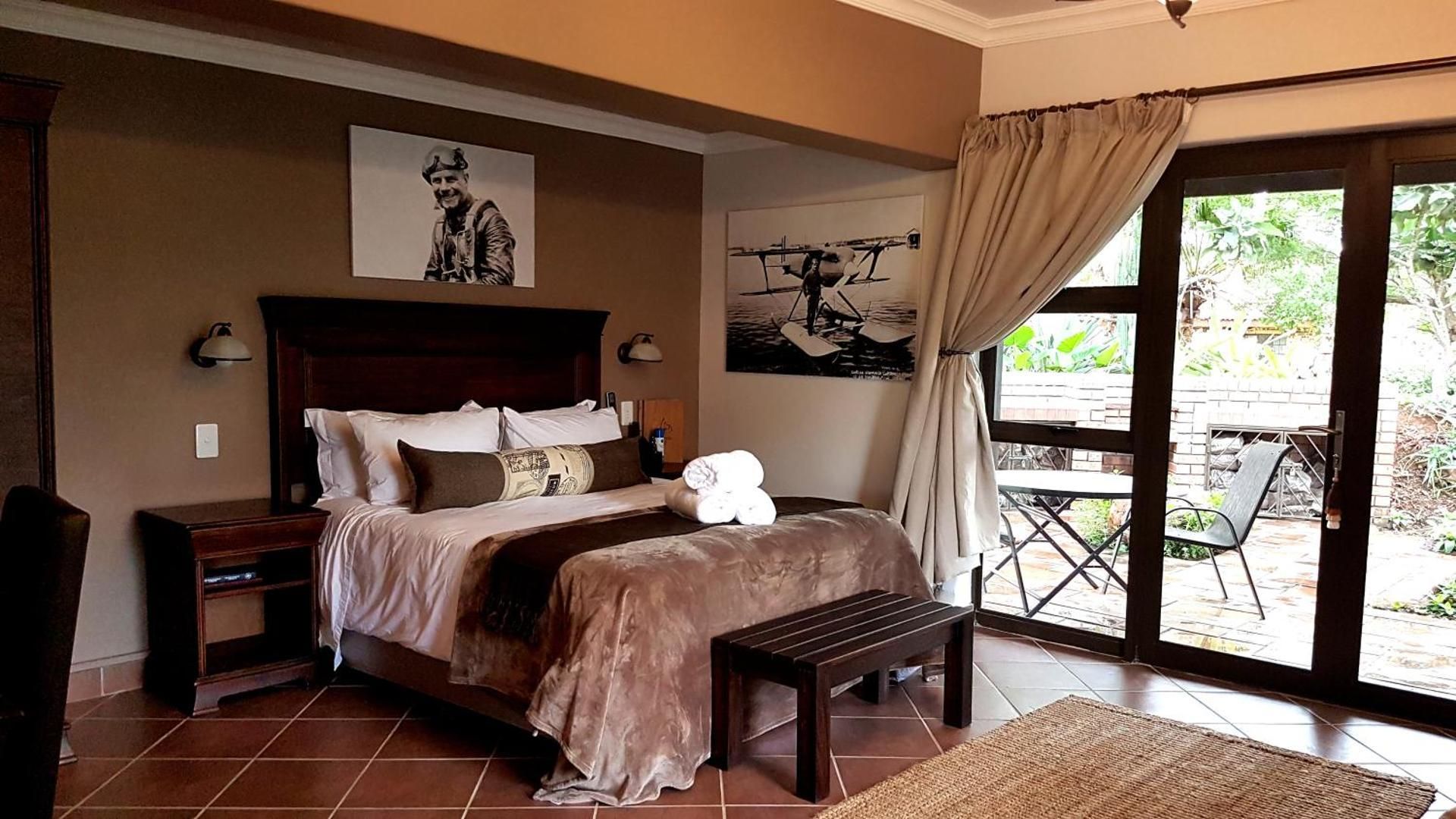 Deluxe Double Room (2 Adults + 1 Child)