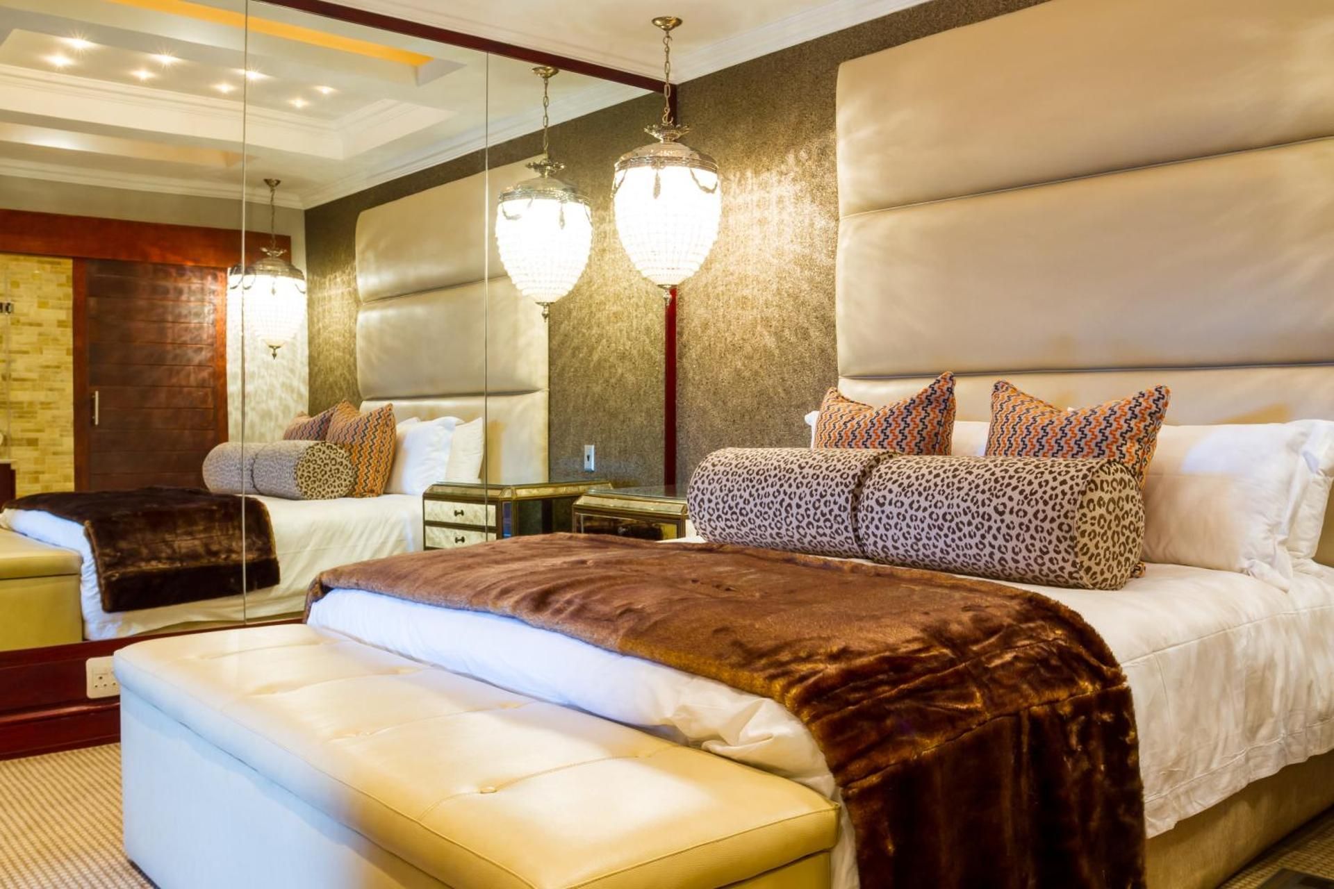 Suite with River View