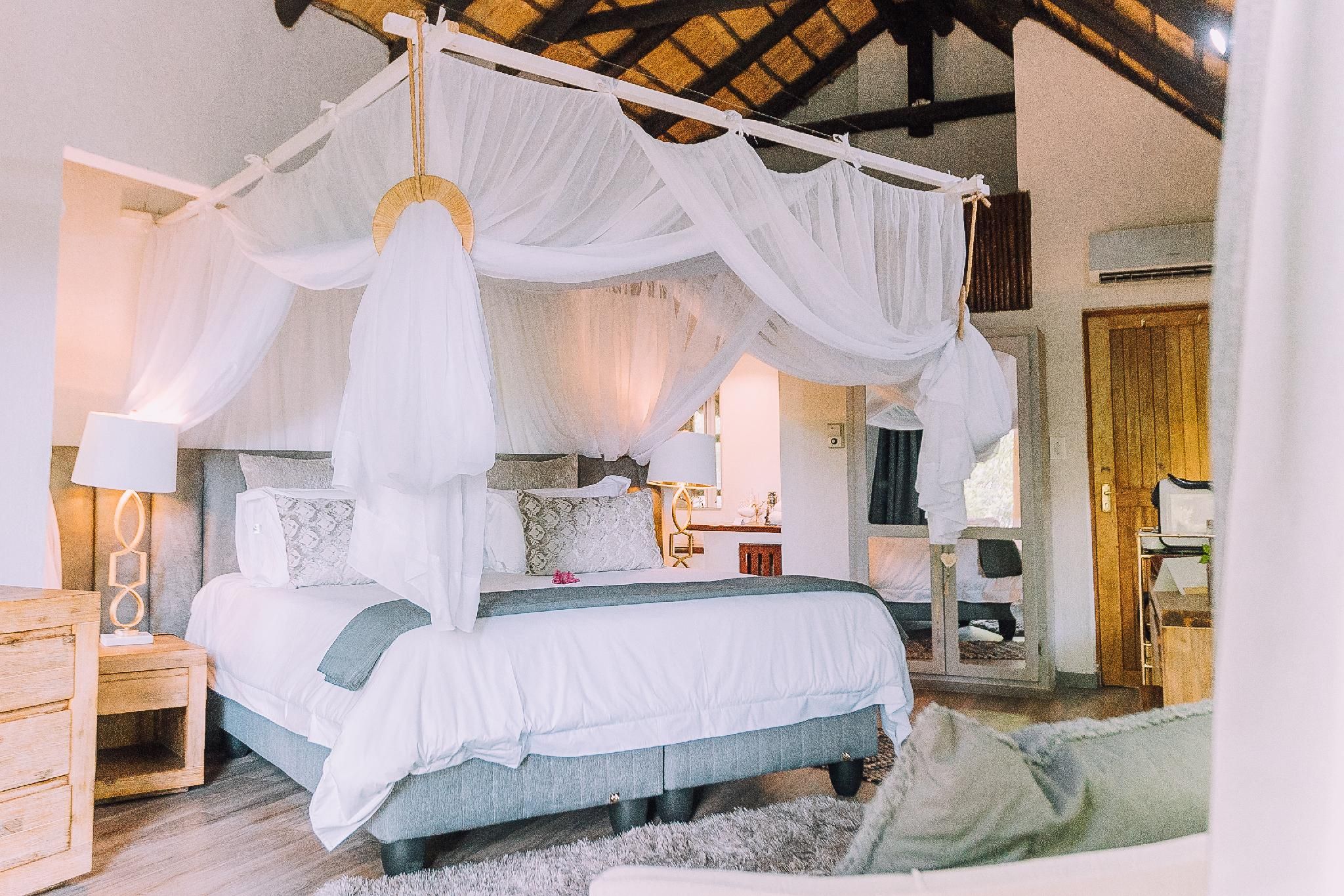 Kuname Lodge Luxury Suite 2