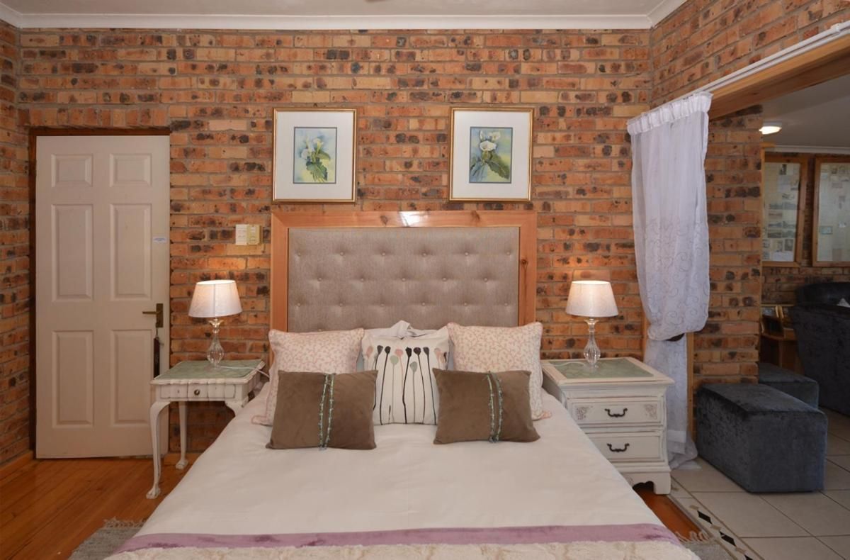 Double Room with Balcony and Sea View