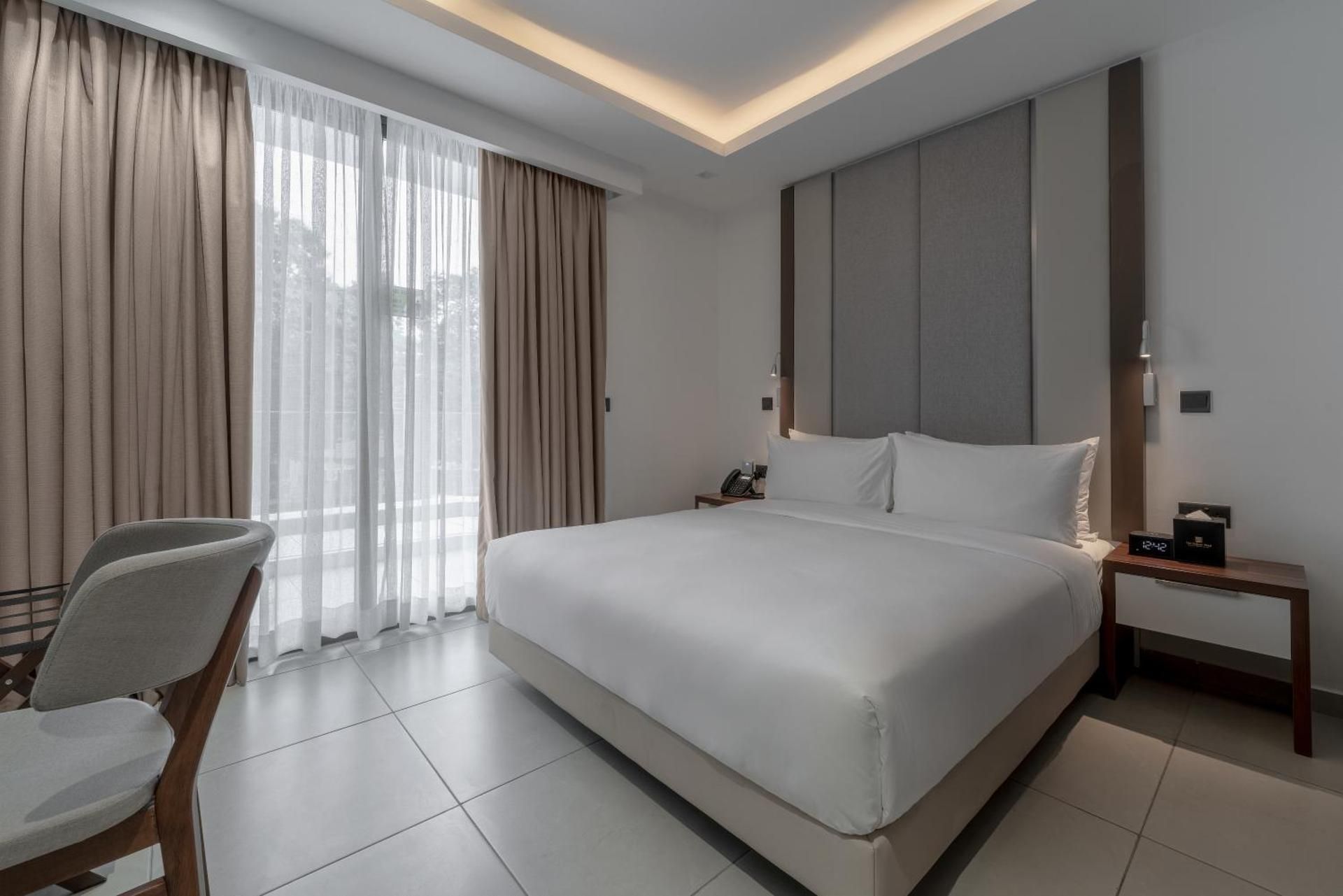 Queen Suite