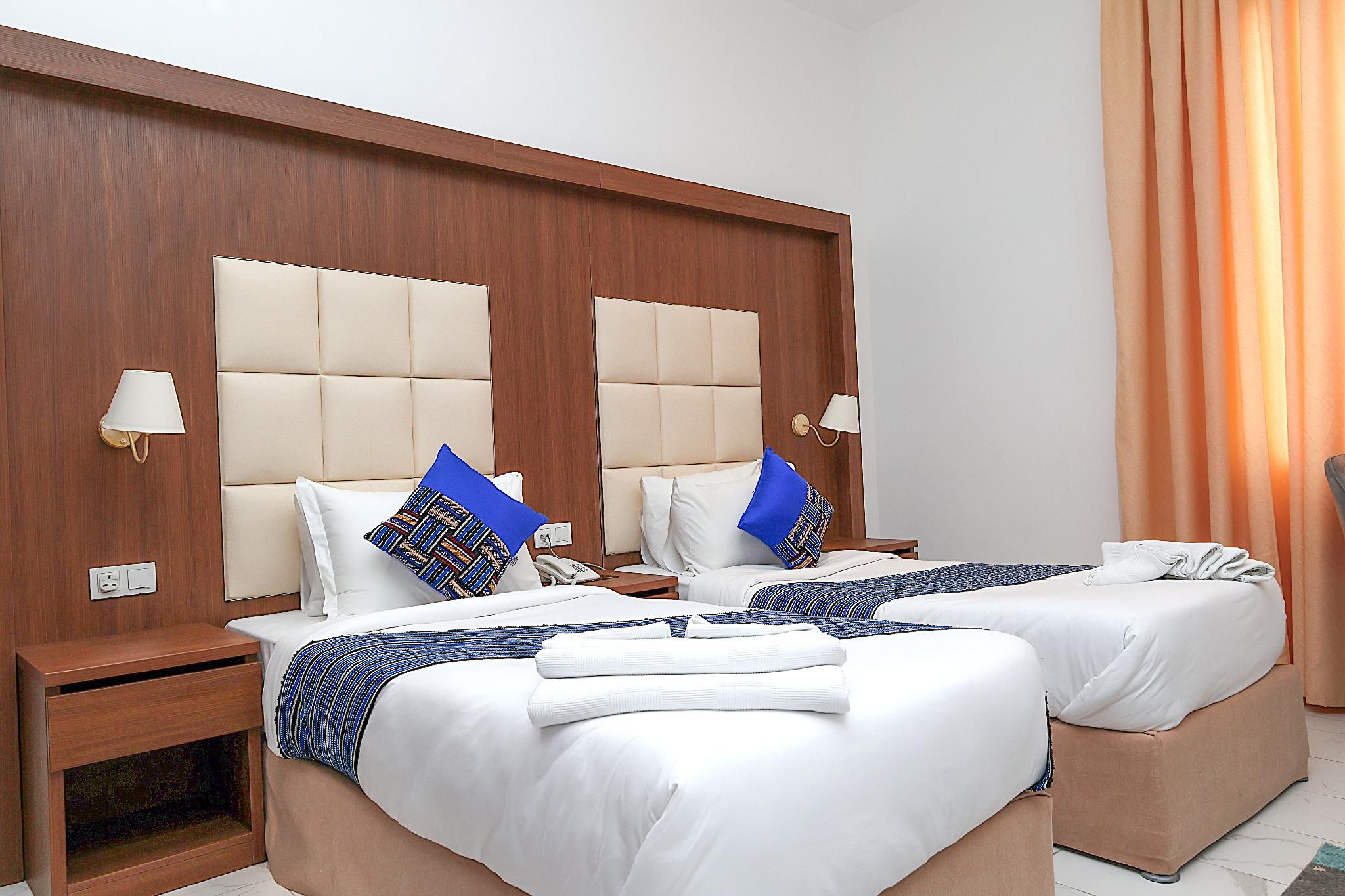Standard Twin Room