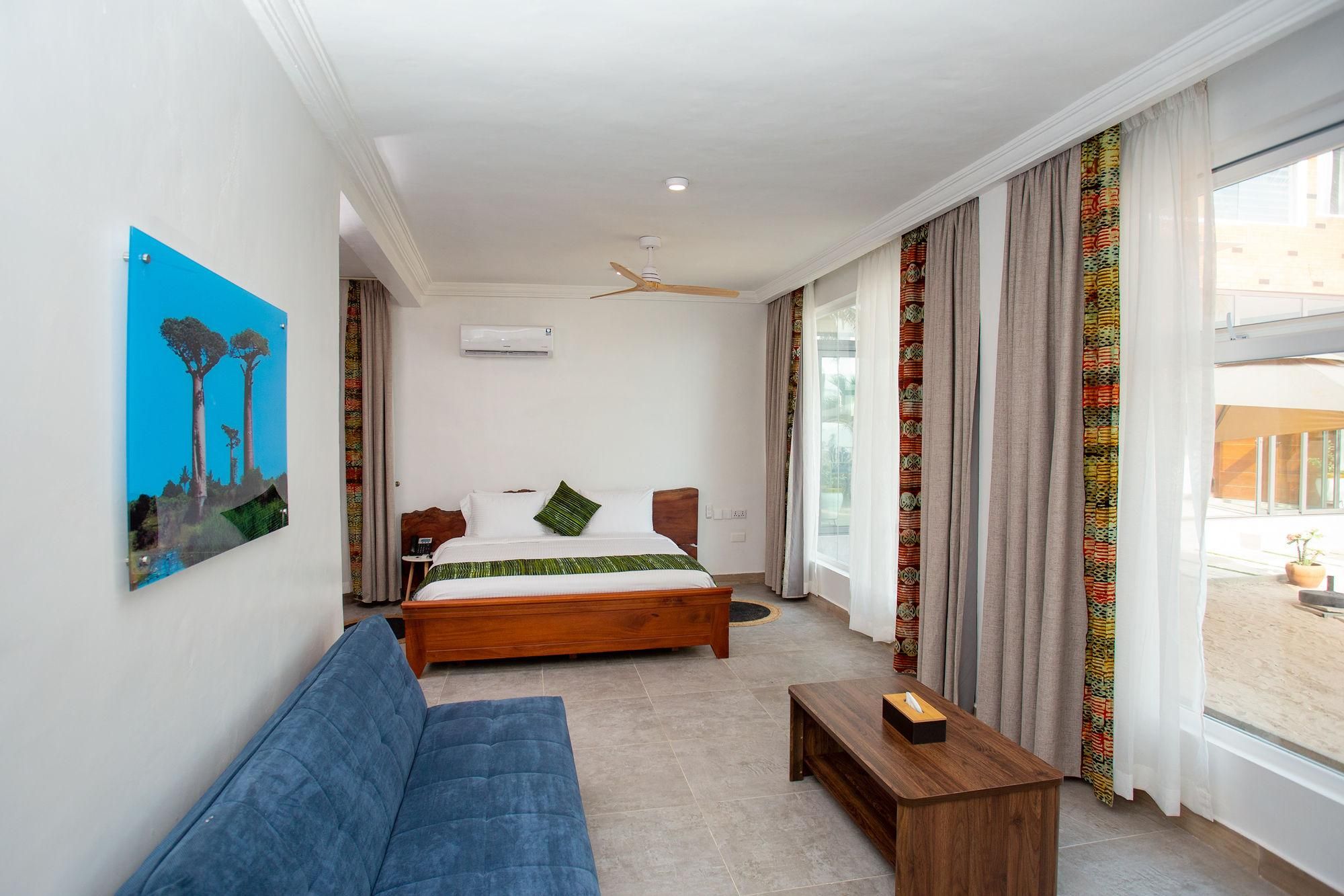 Junior Sea View Suite