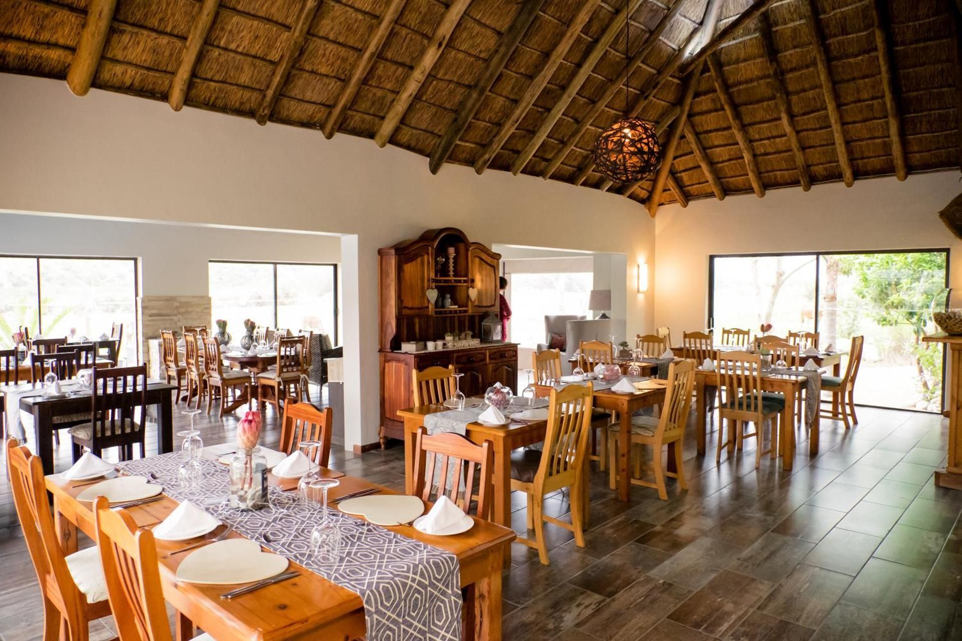 shared lounge/tv area