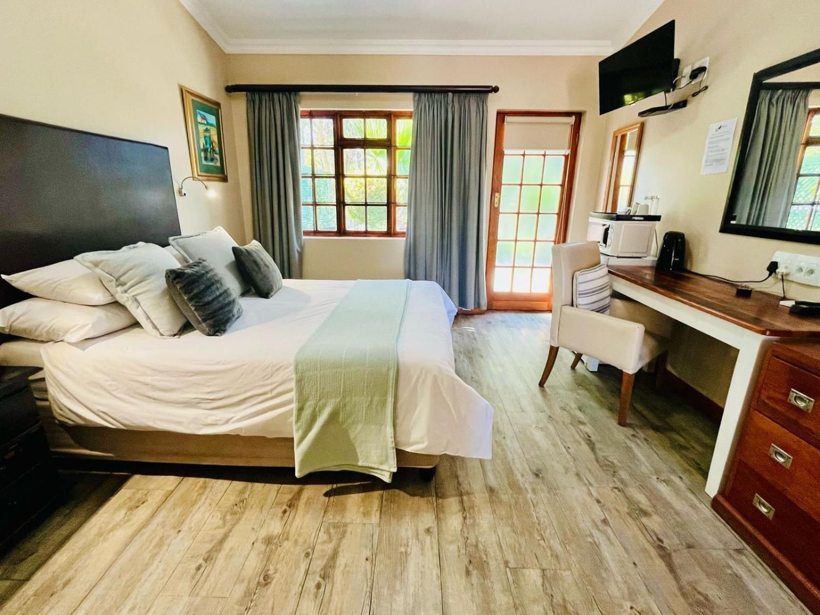 Queen Room