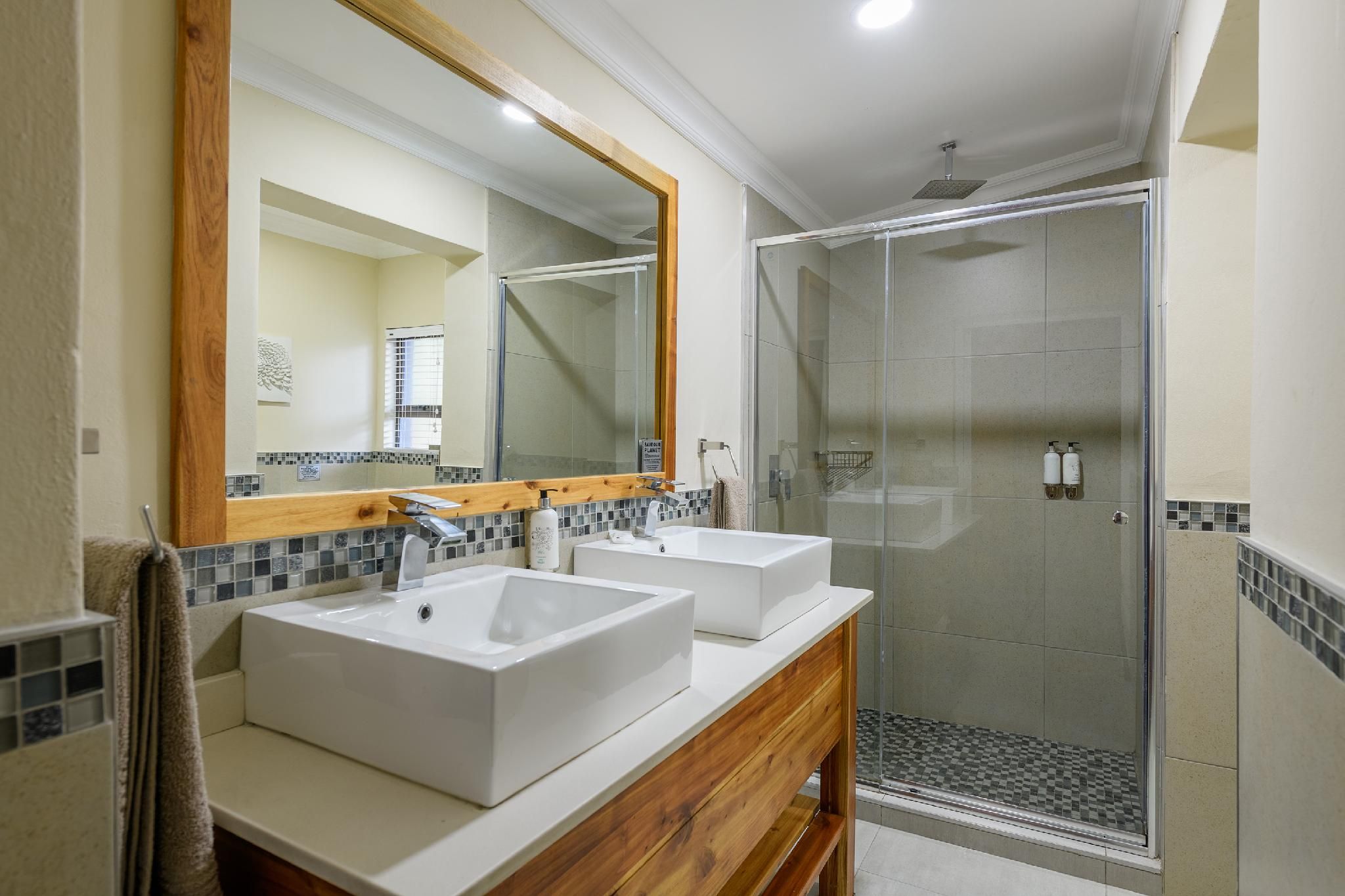 Two Bedroom Villa with Patio