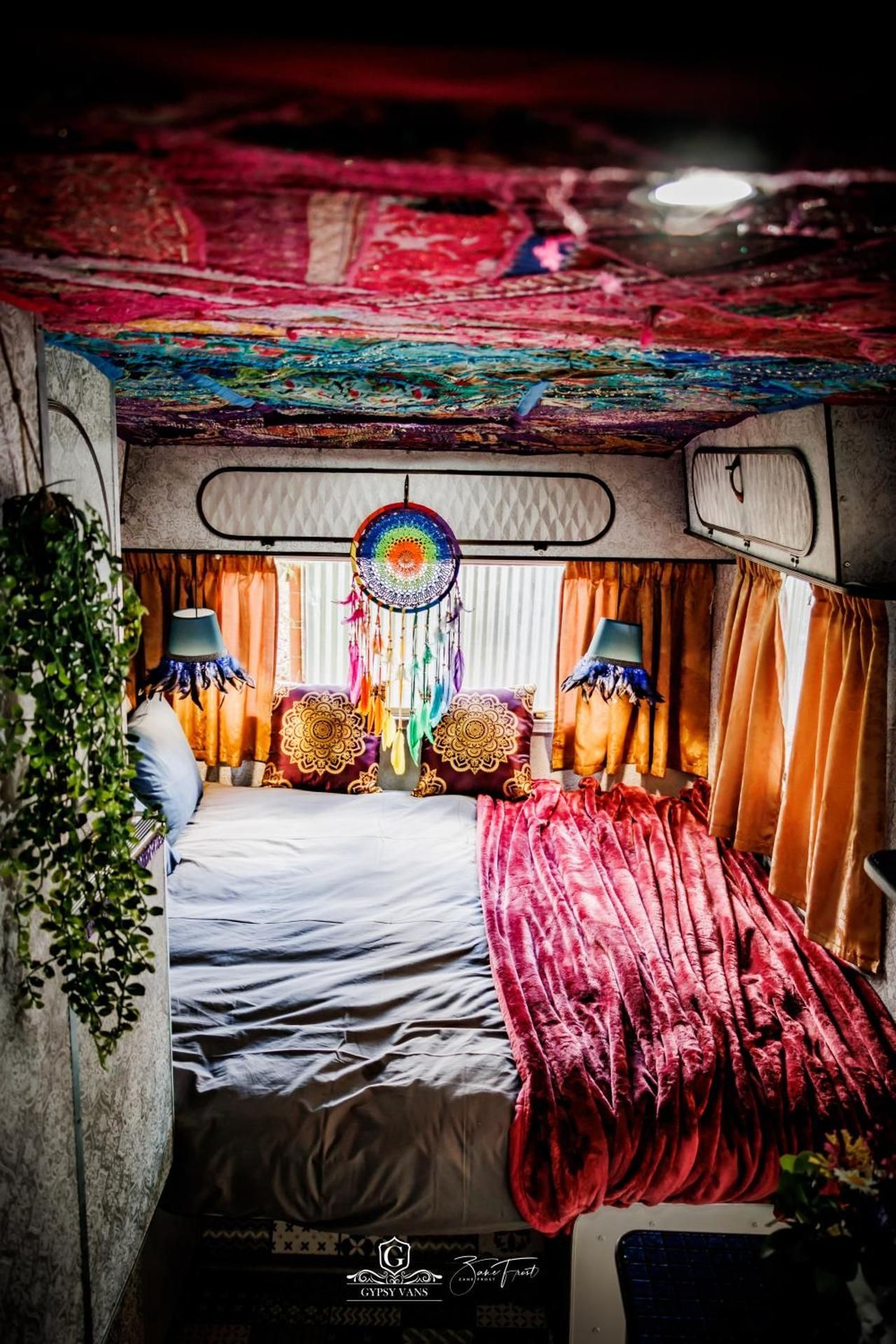 Comfort Cabin