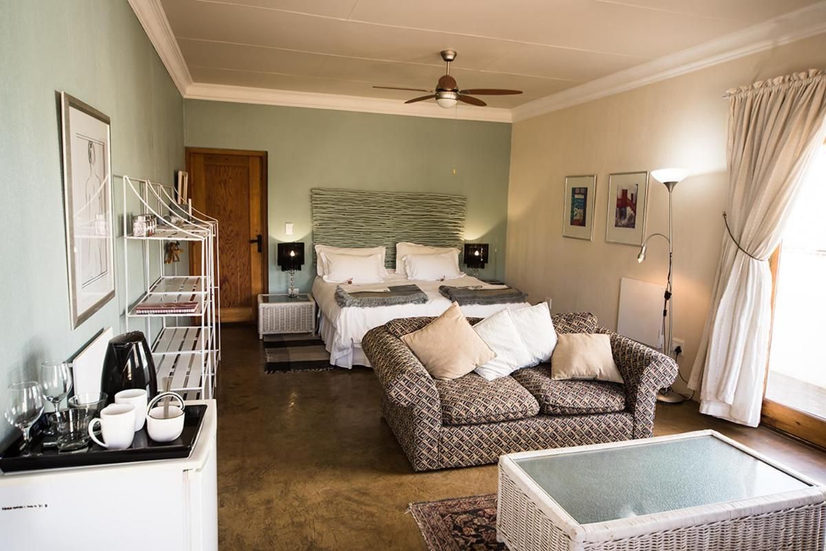 Deluxe King or Twin Suite - 2