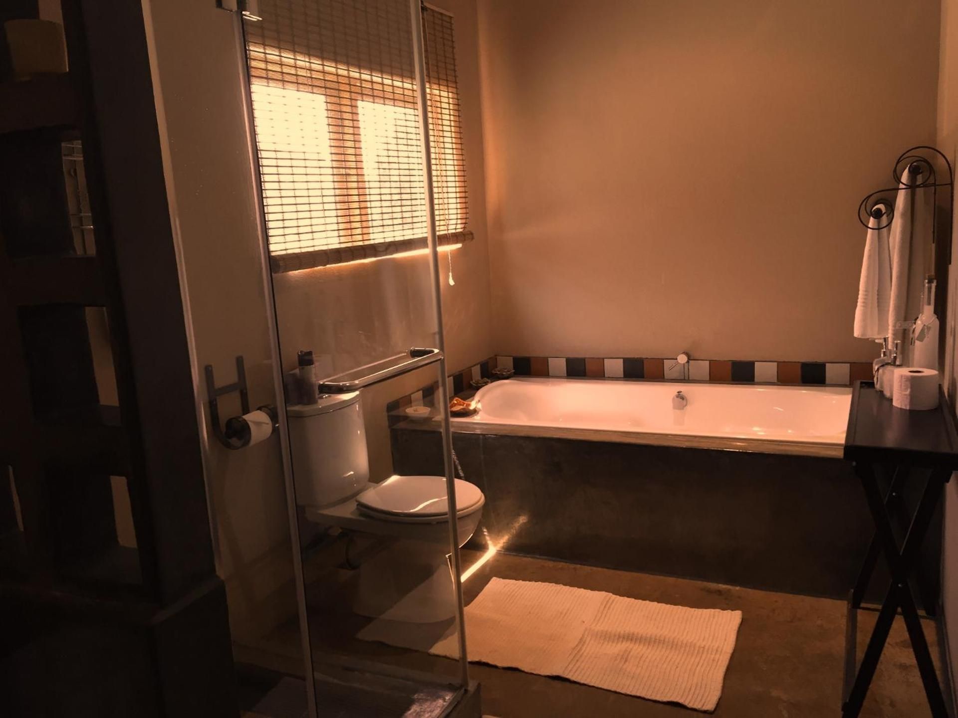 Deluxe King or Twin Suite - 3