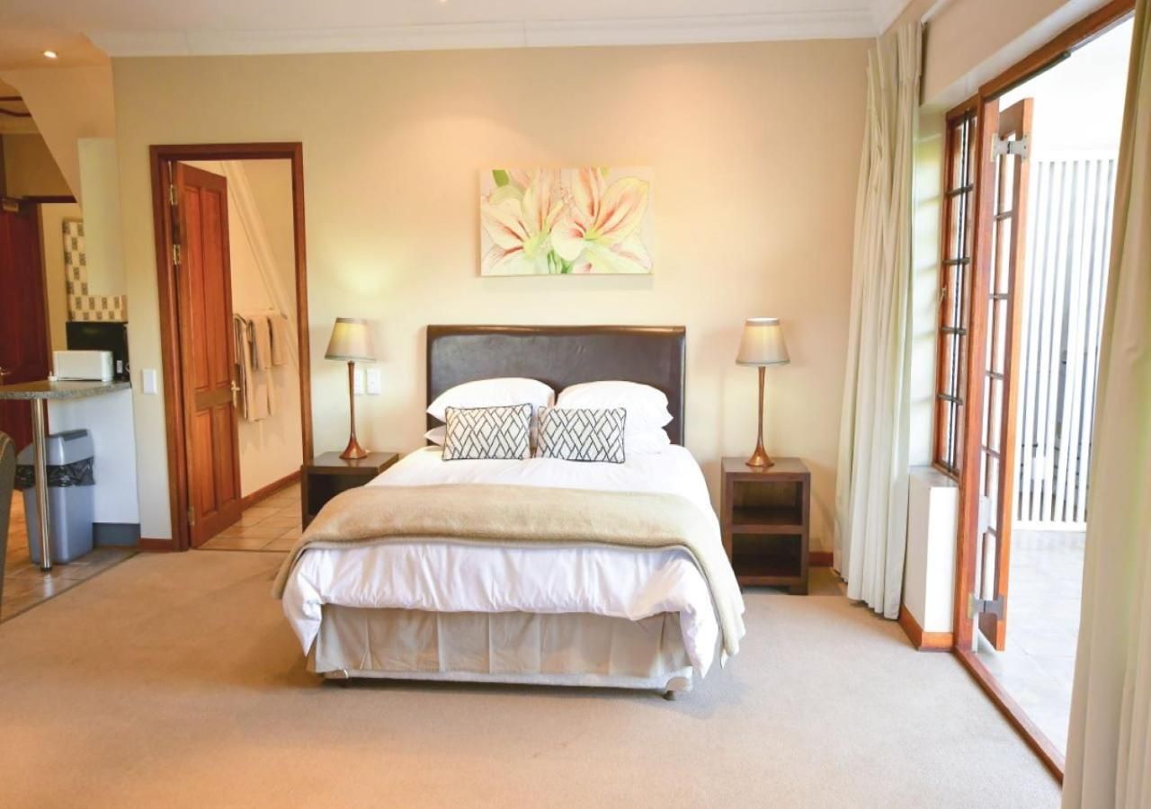 Queen Room with Balcony