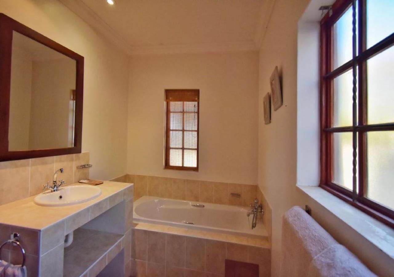 King Room with Mountain View