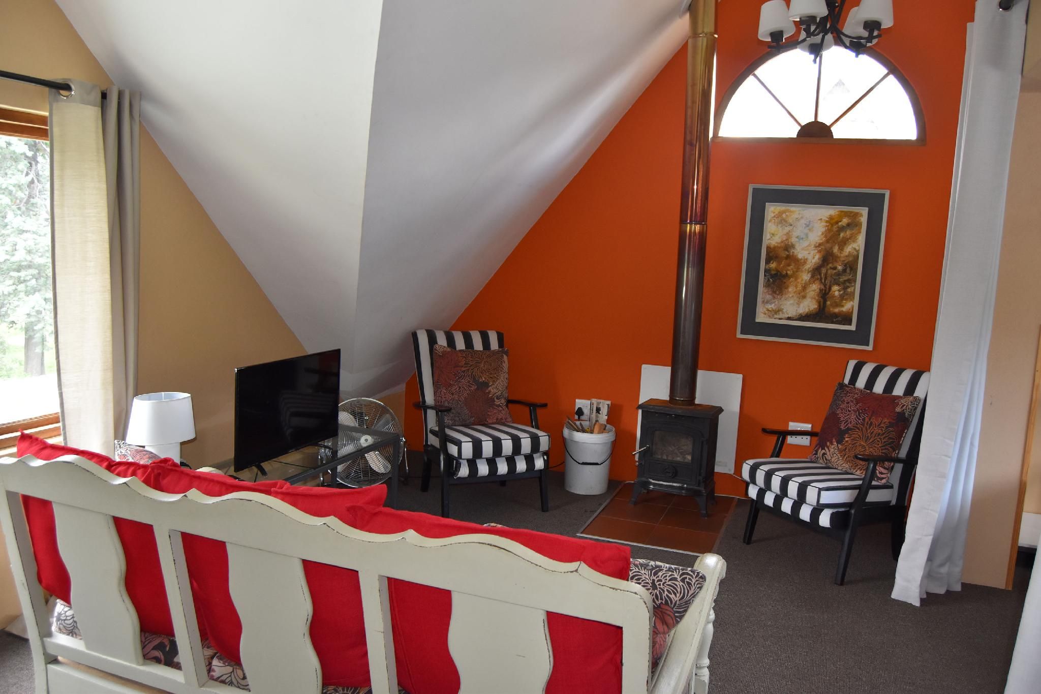 Honeymoon Suite