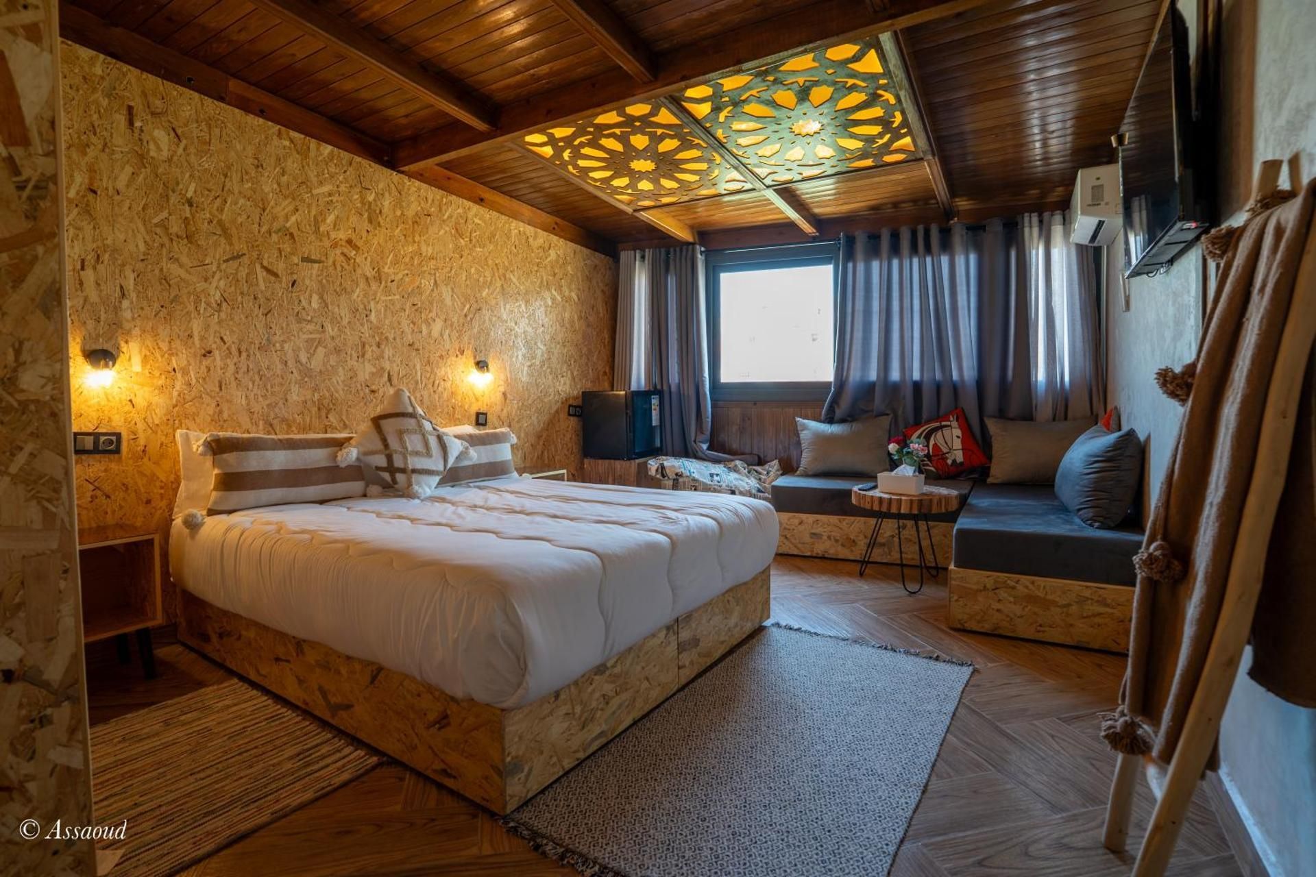 DAR BLANCA Deluxe Double or Twin