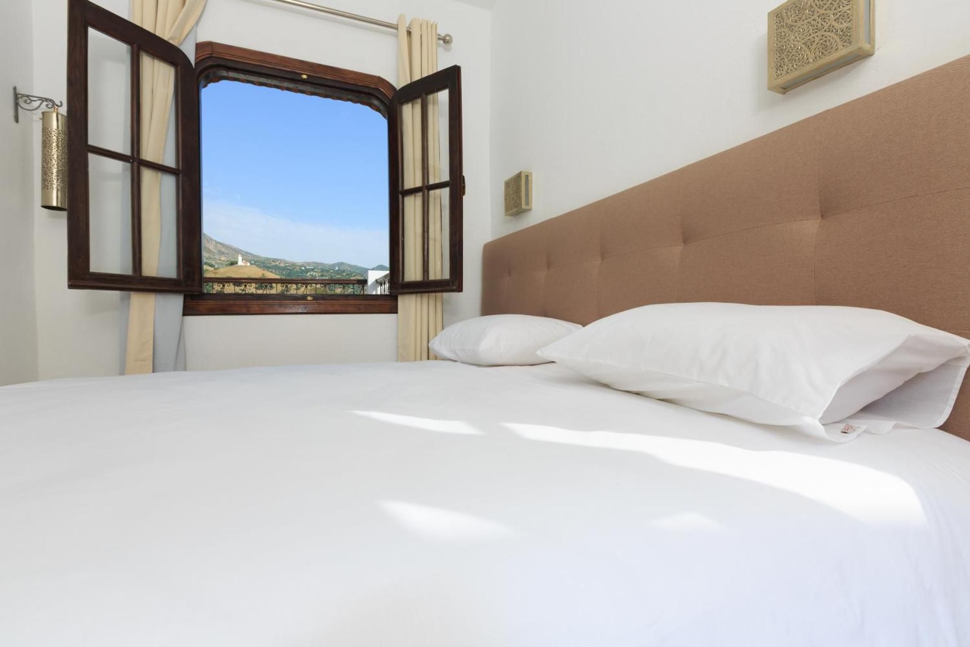 Riad Zaitouna Chaouen Double Room with Mountain View