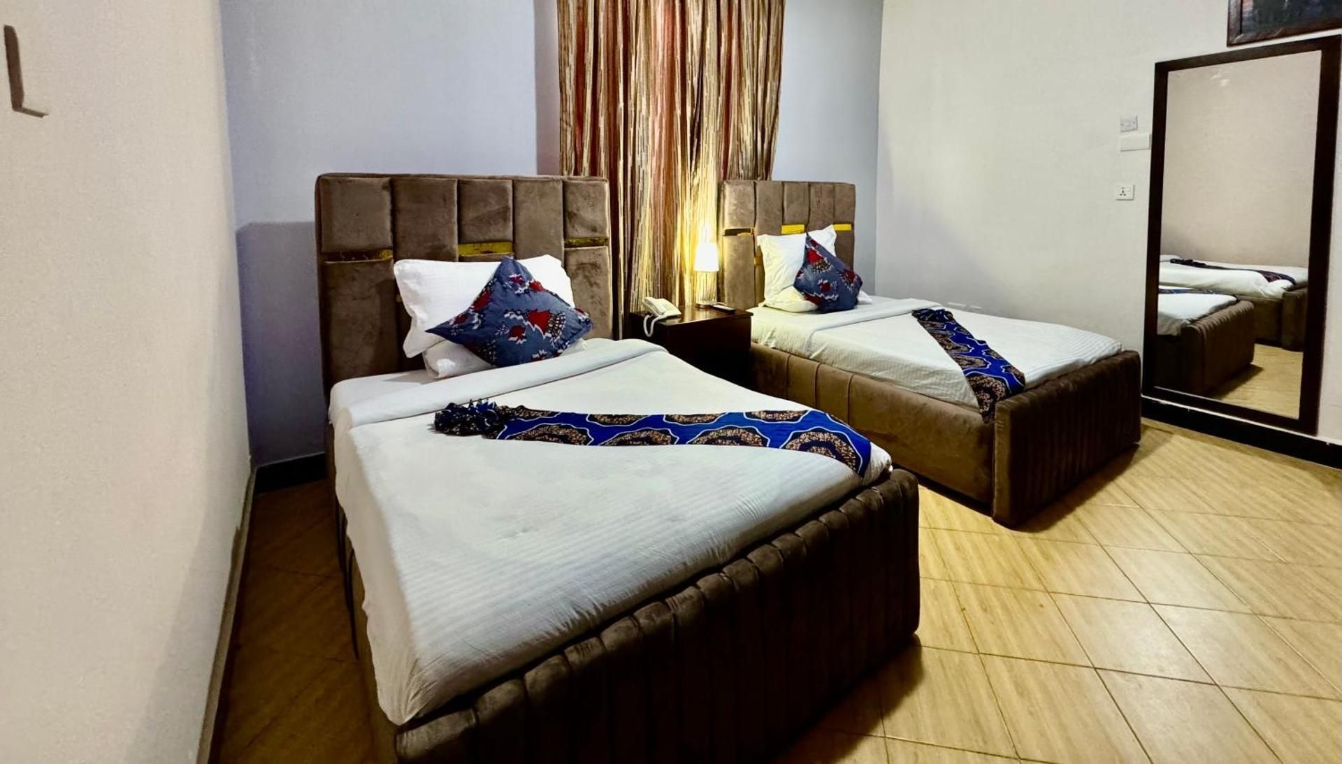 Deluxe Double or Twin Room