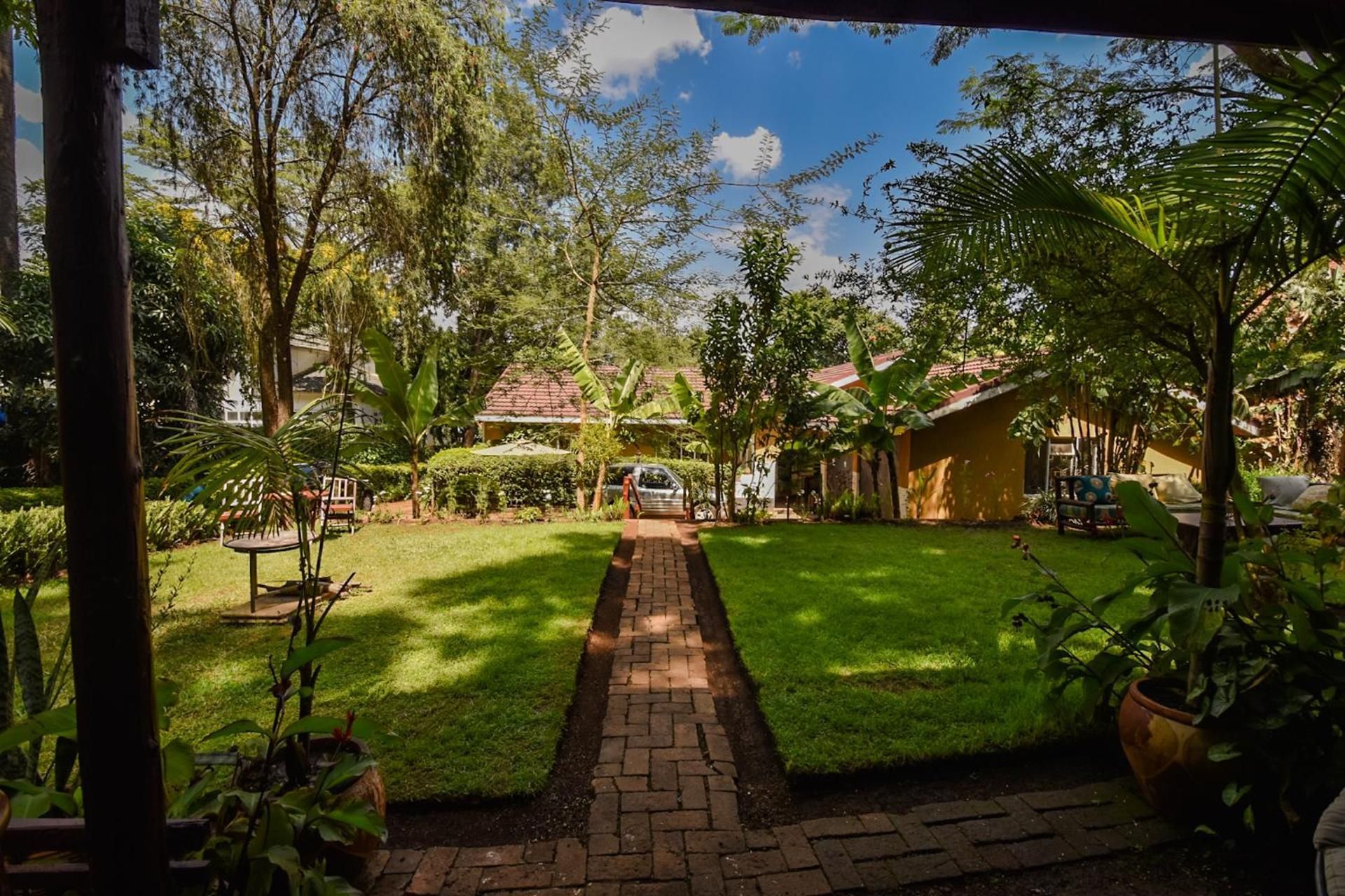 Utamaduni House B&B