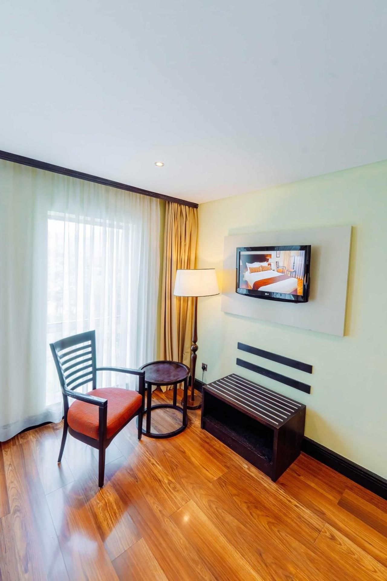 Standard suite family