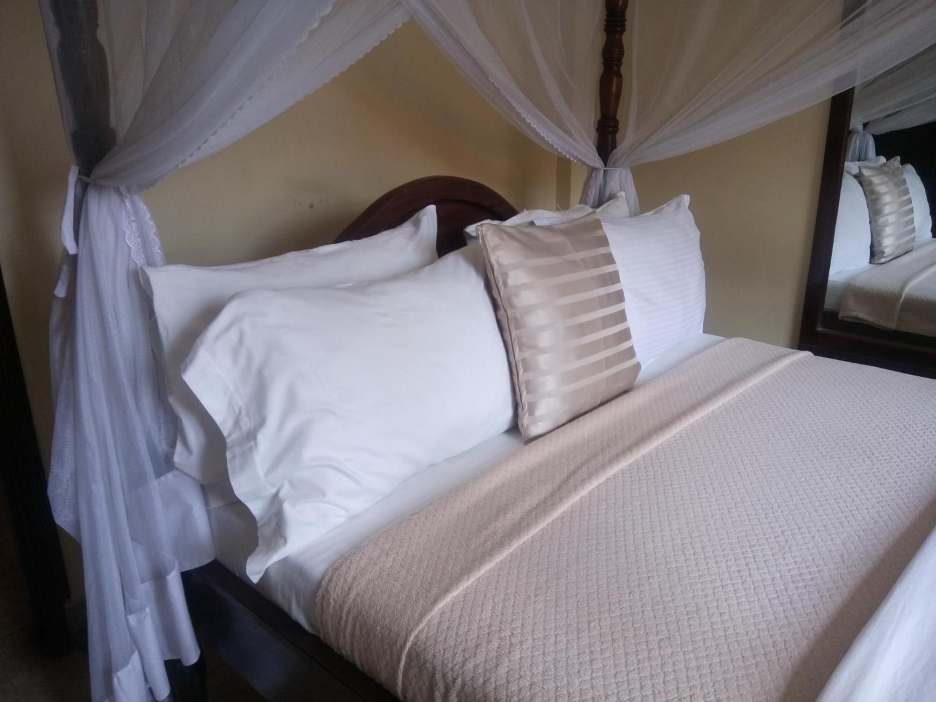 Deluxe Double Room with Shower