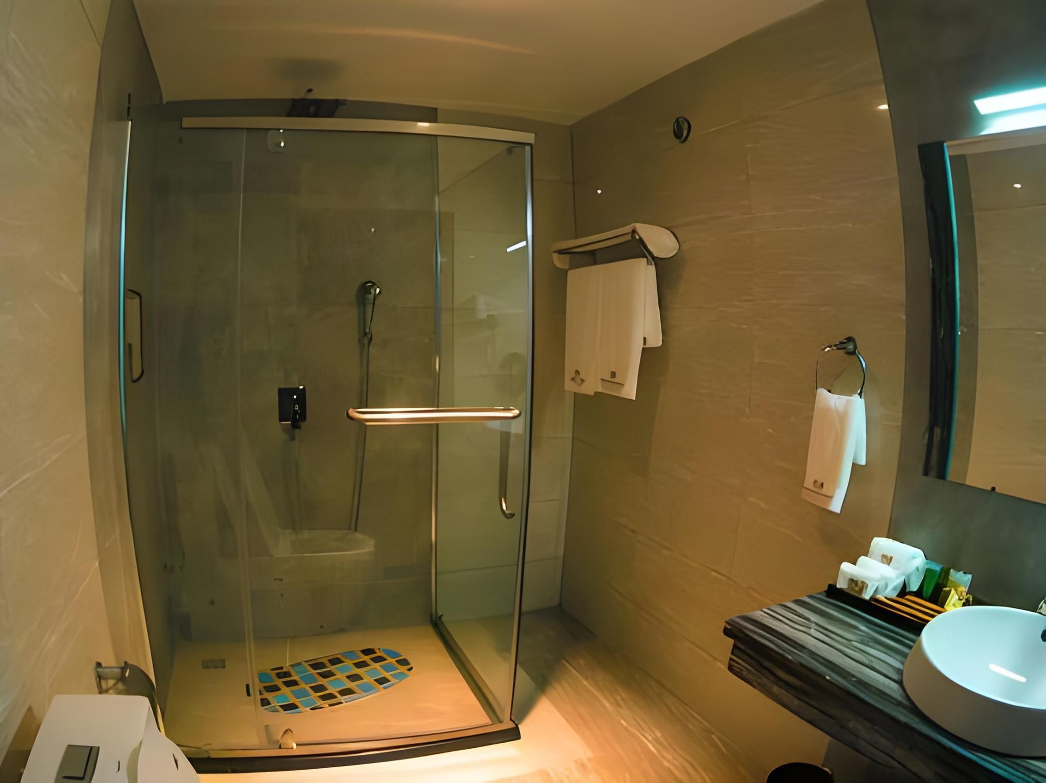 Tiffany Diamond Hotels - Makunganya Street Executive Twin 3