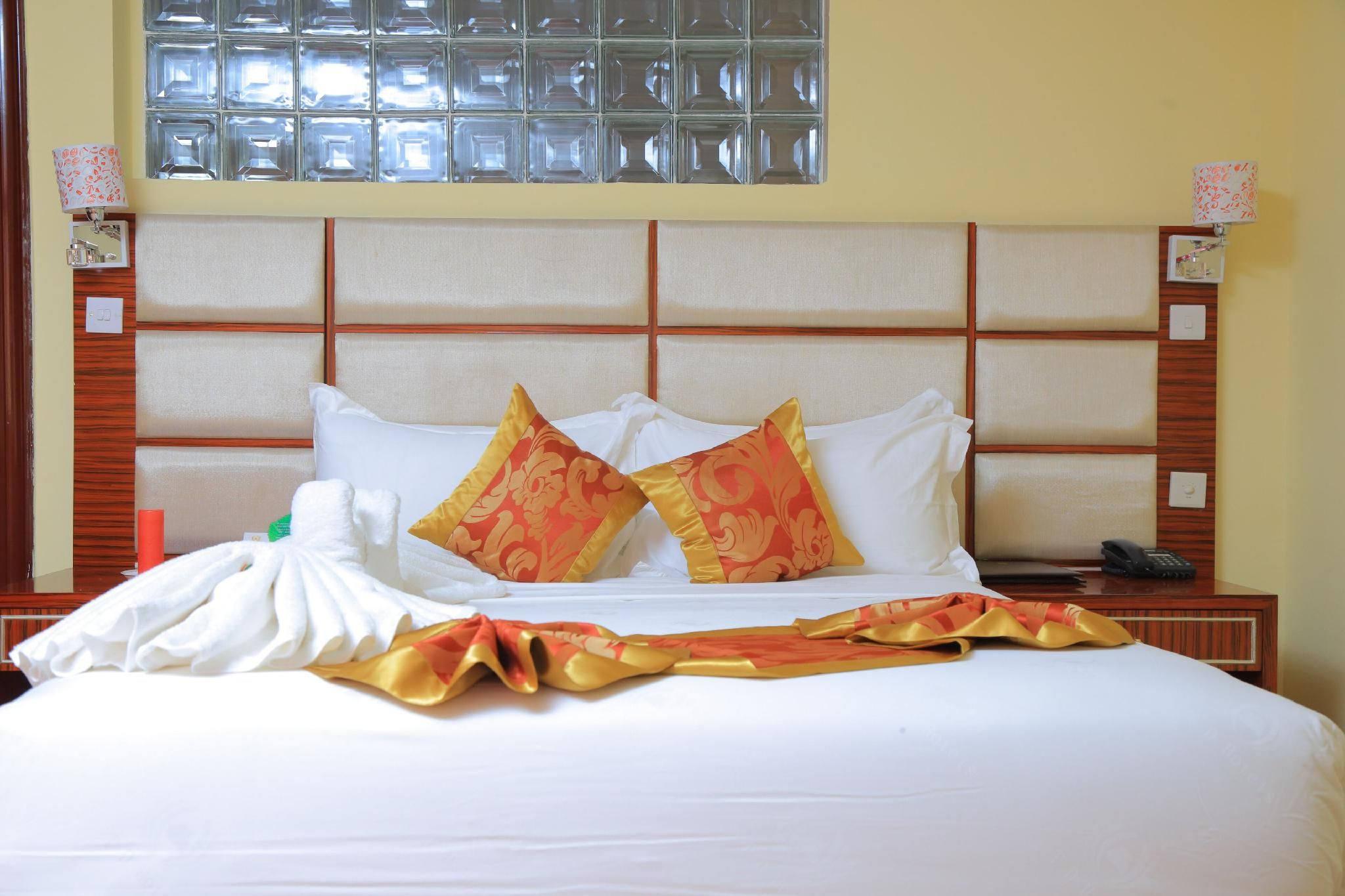 Superior - Non-Smoking