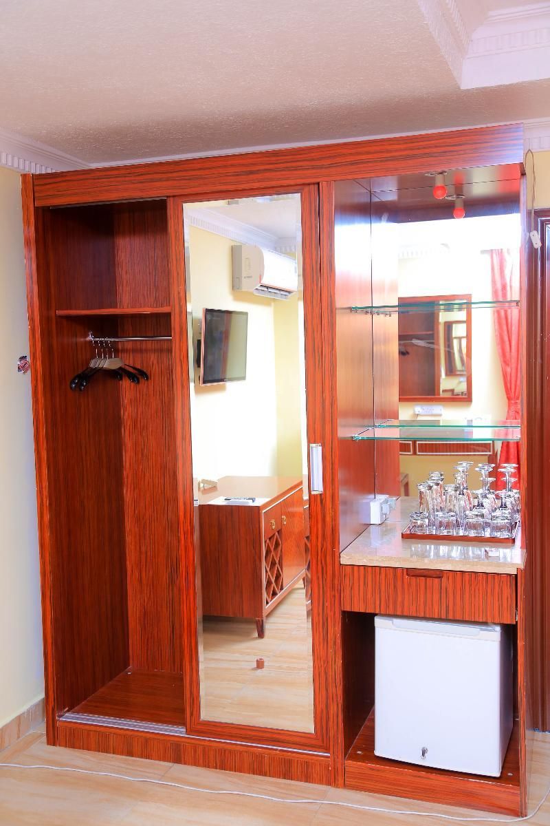 Superior - Non-Smoking