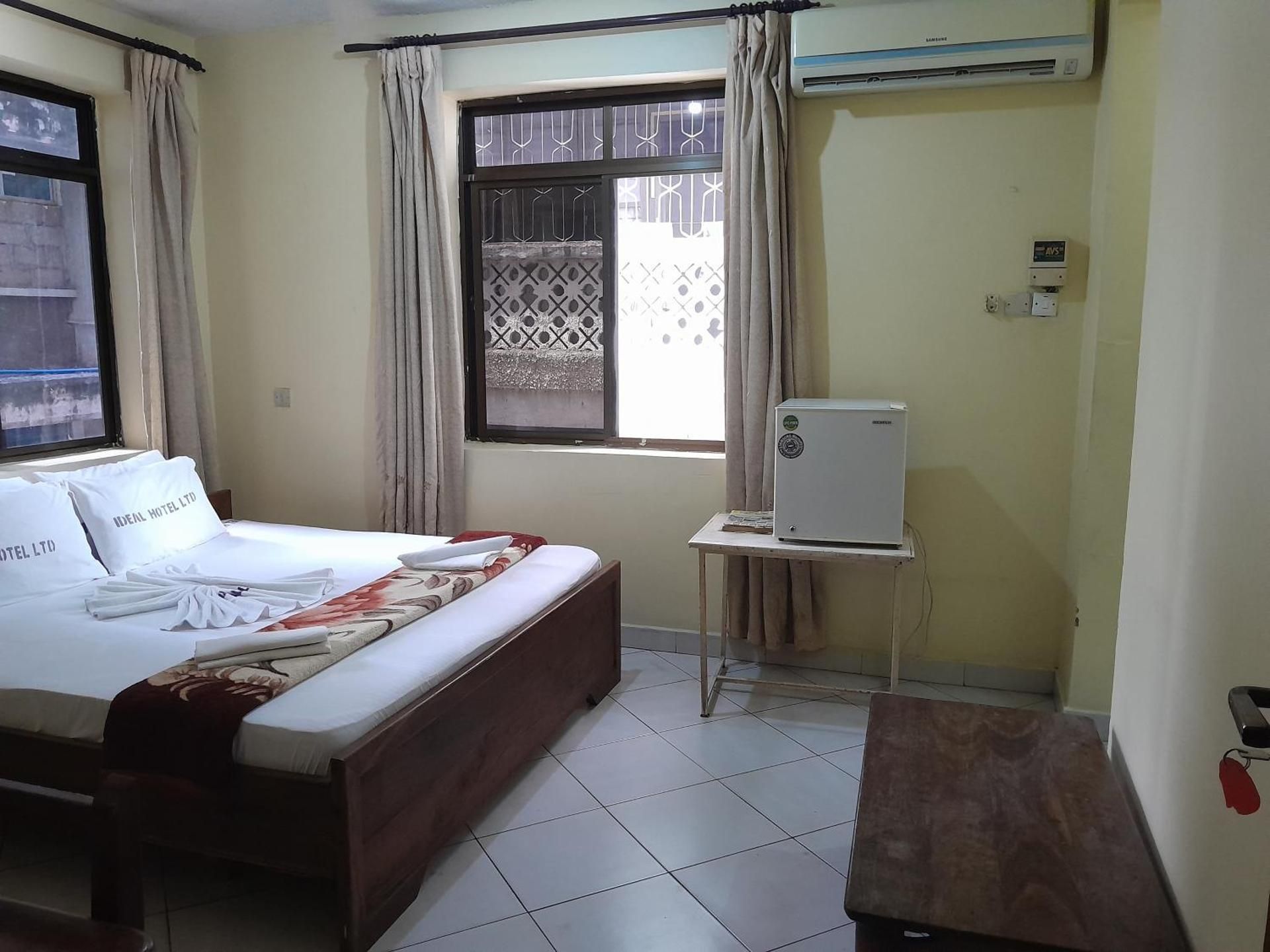 Hotel Ideal Deluxe Room 3