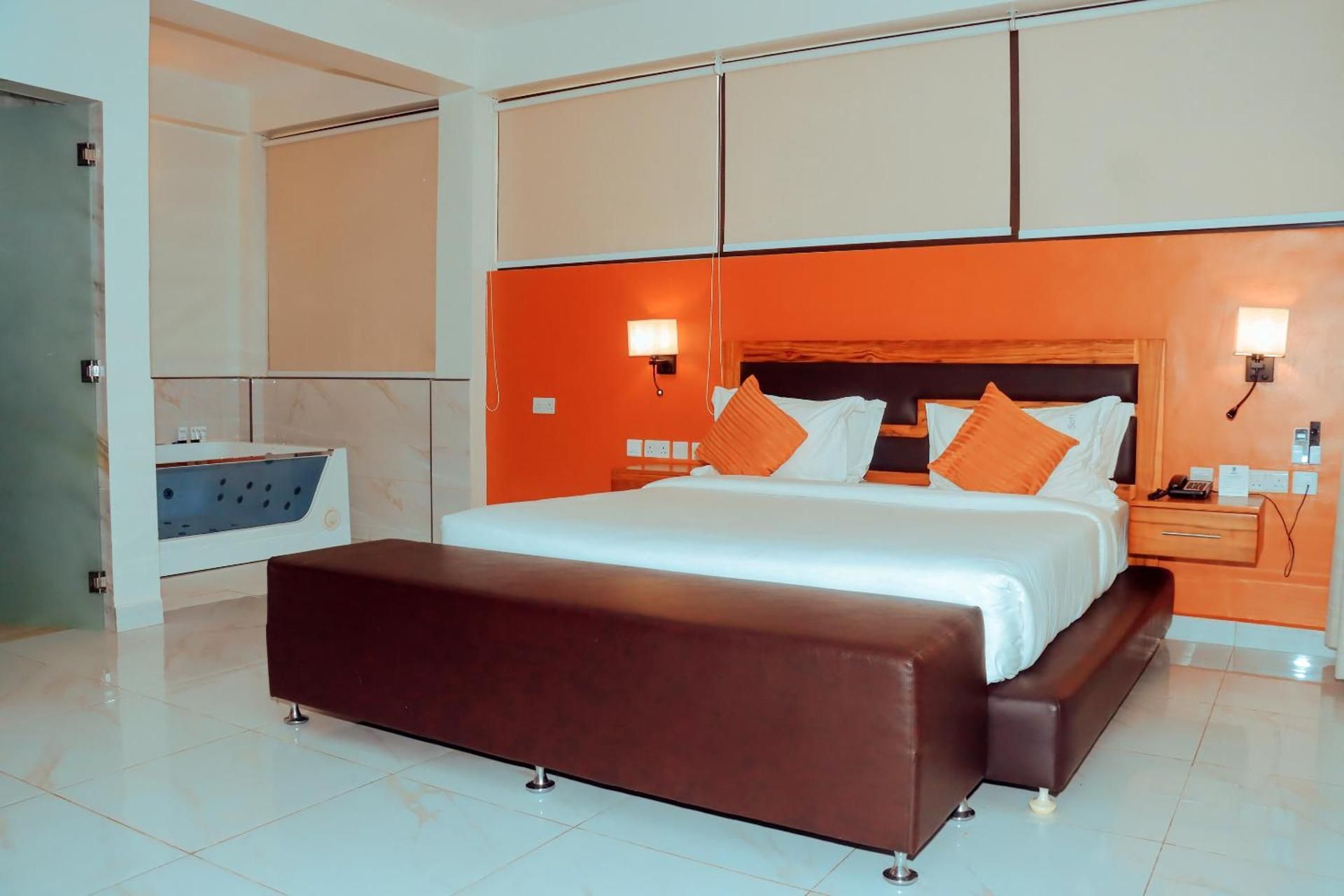 King Suite with Spa Bath