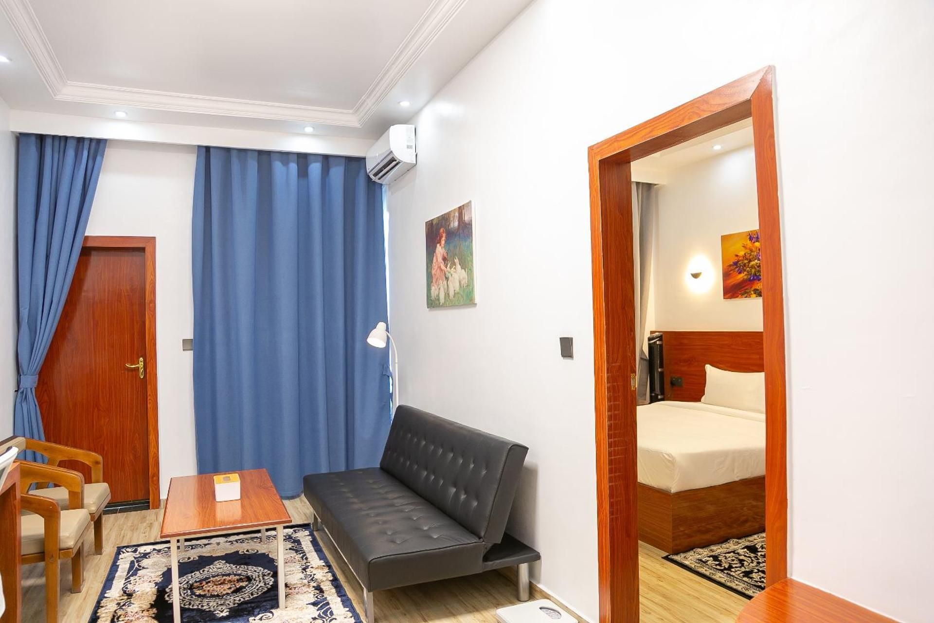 Hotel Totara Junior Suite with Balcony 2