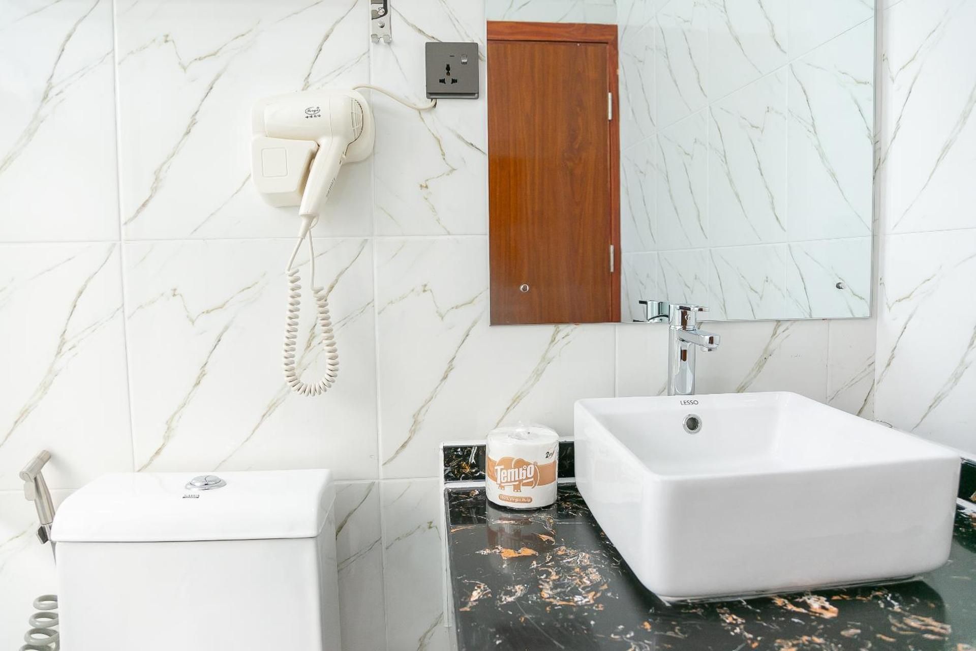 Hotel Totara Junior Suite with Balcony 3