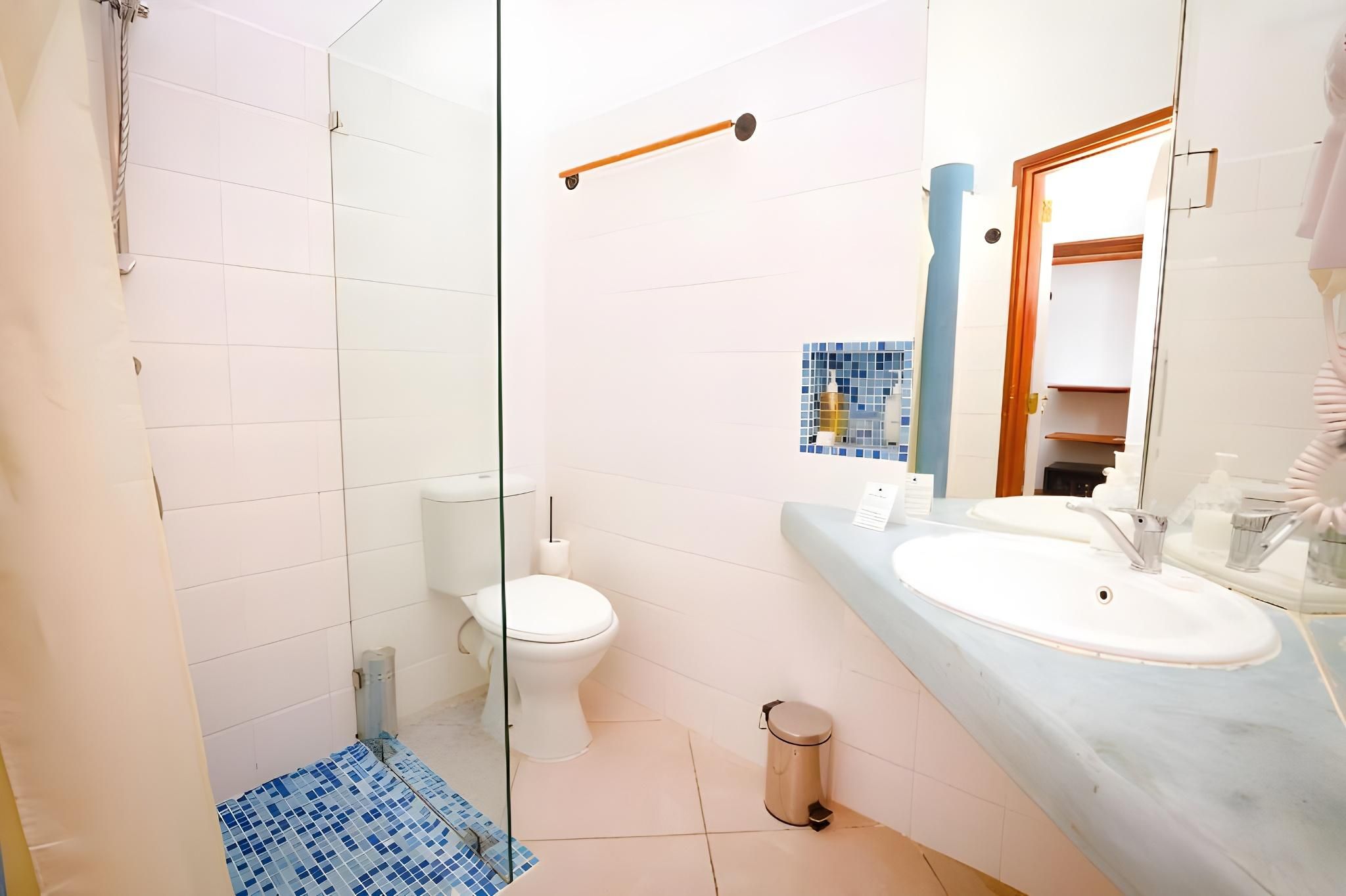 Hotel Slipway Executive Double Room 3