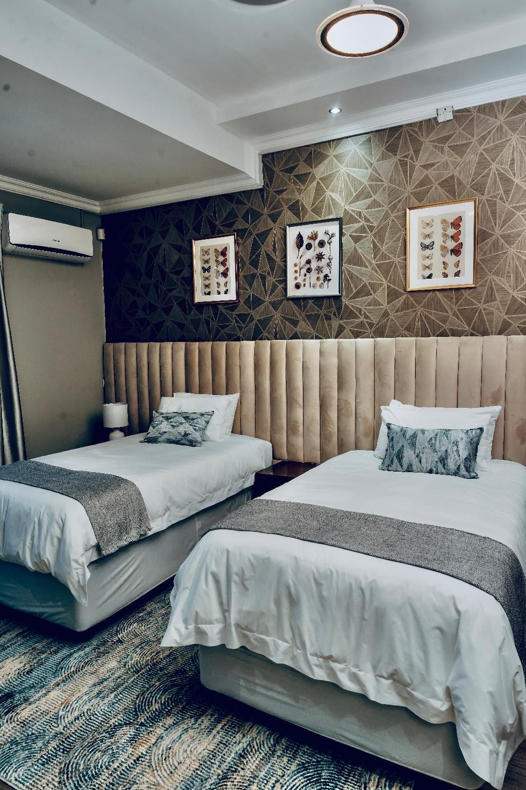  Deluxe Twin Room Type A